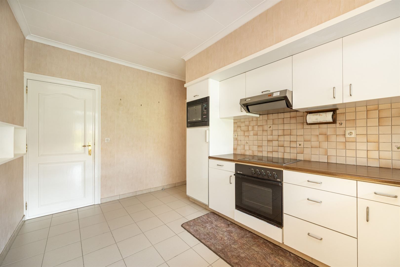 Goed gelegen OB met grote tuin! foto 8