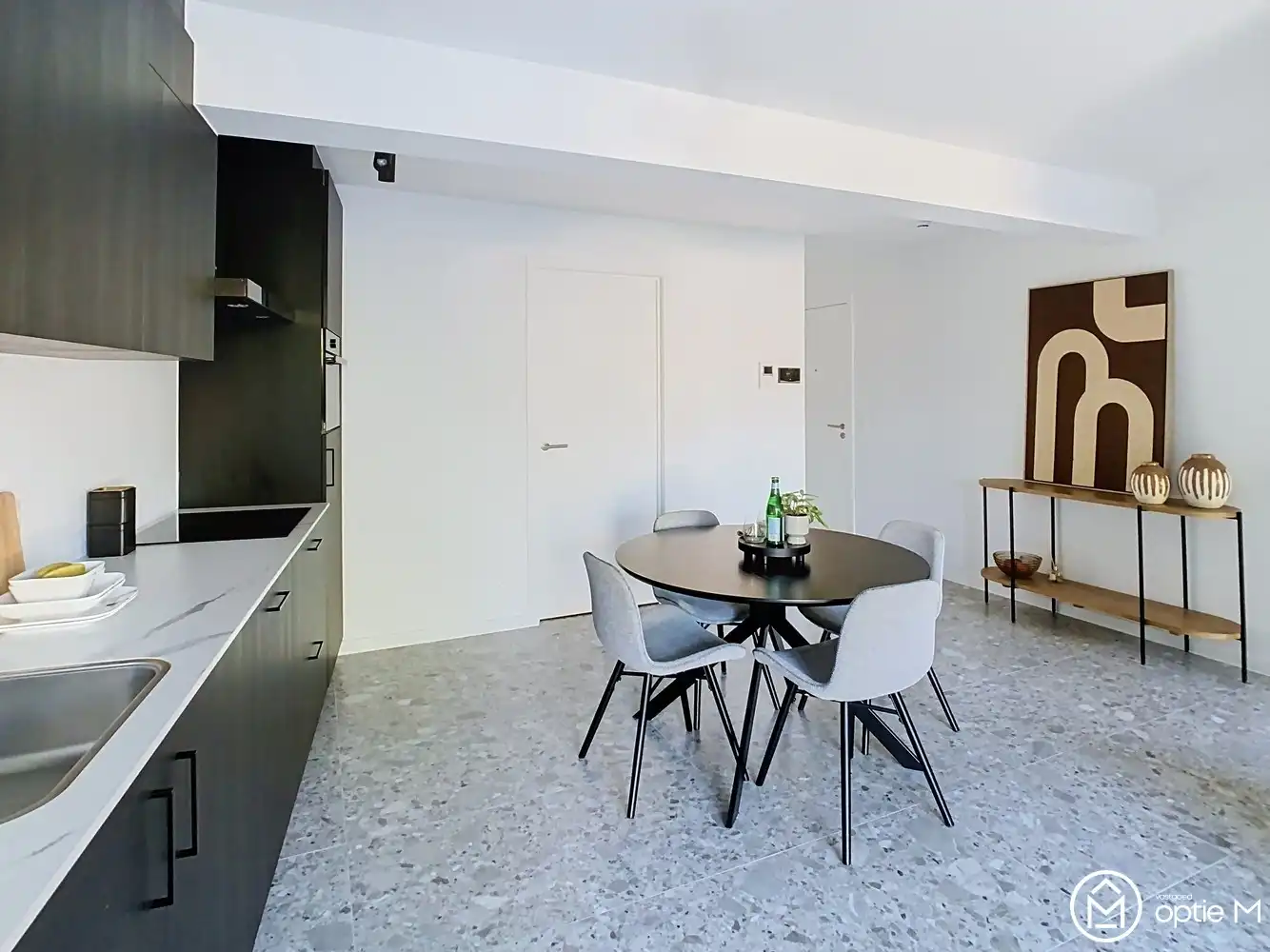 Instapklaar appartement te koop in het centrum van Hasselt foto 2