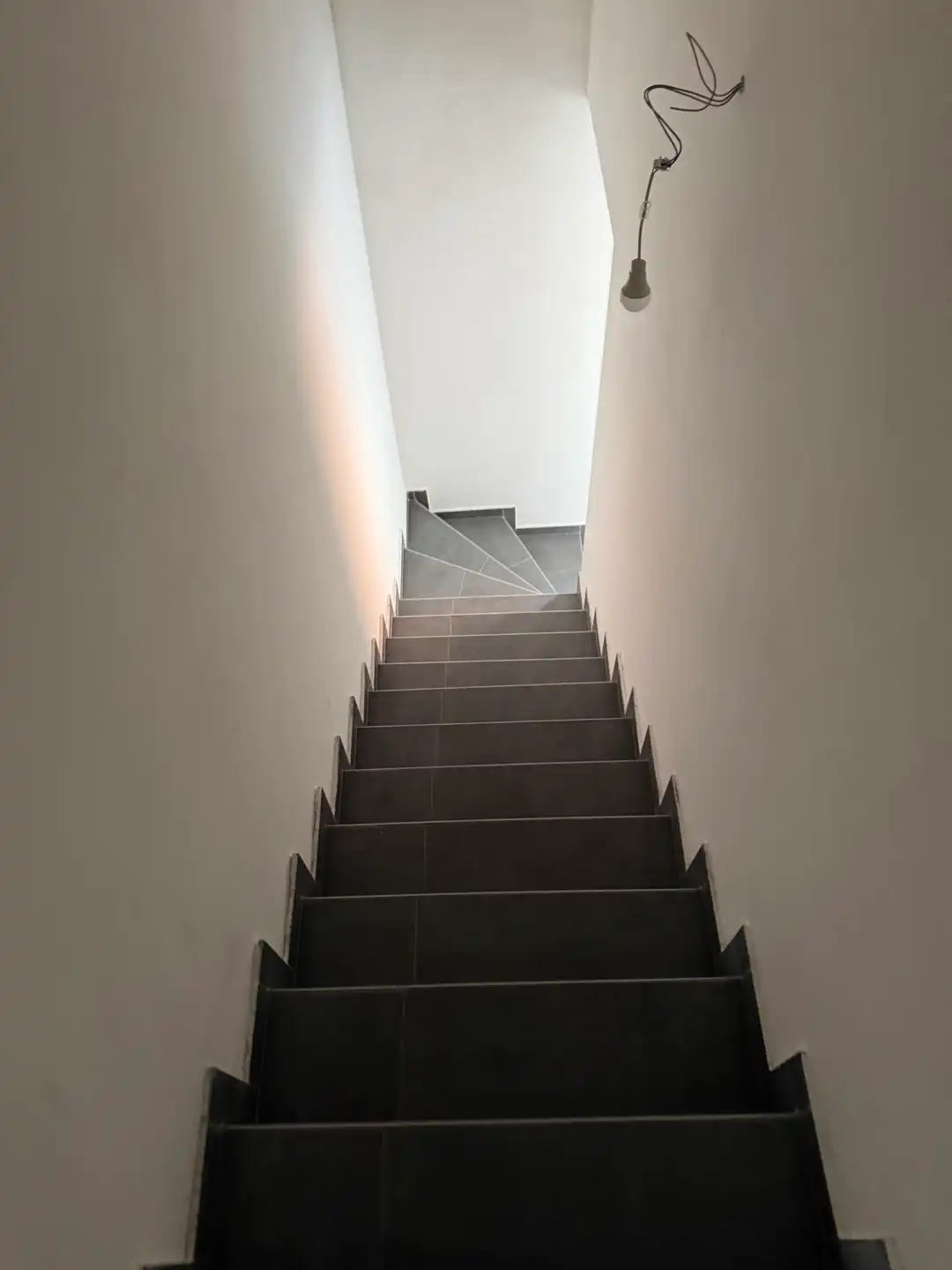 Nieuwbouw duplex met terras (zonder btw!) instapklaar foto 11