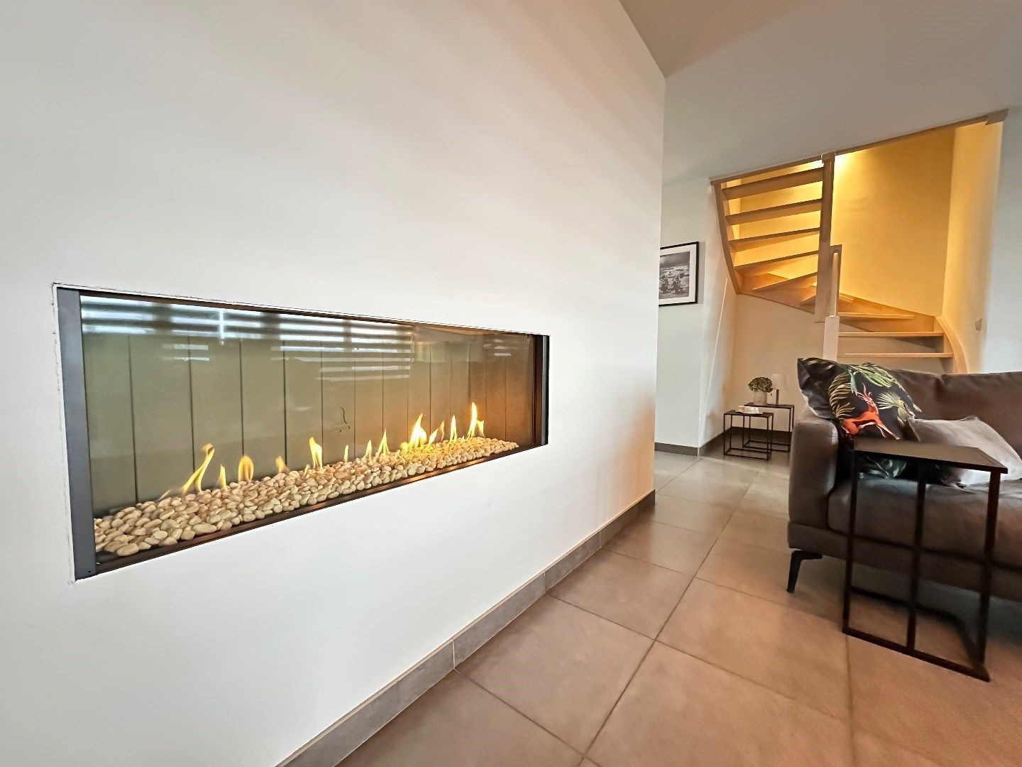 Luxe duplex appartement met GARAGE, terras en energielabel B in Kortessem  foto 5