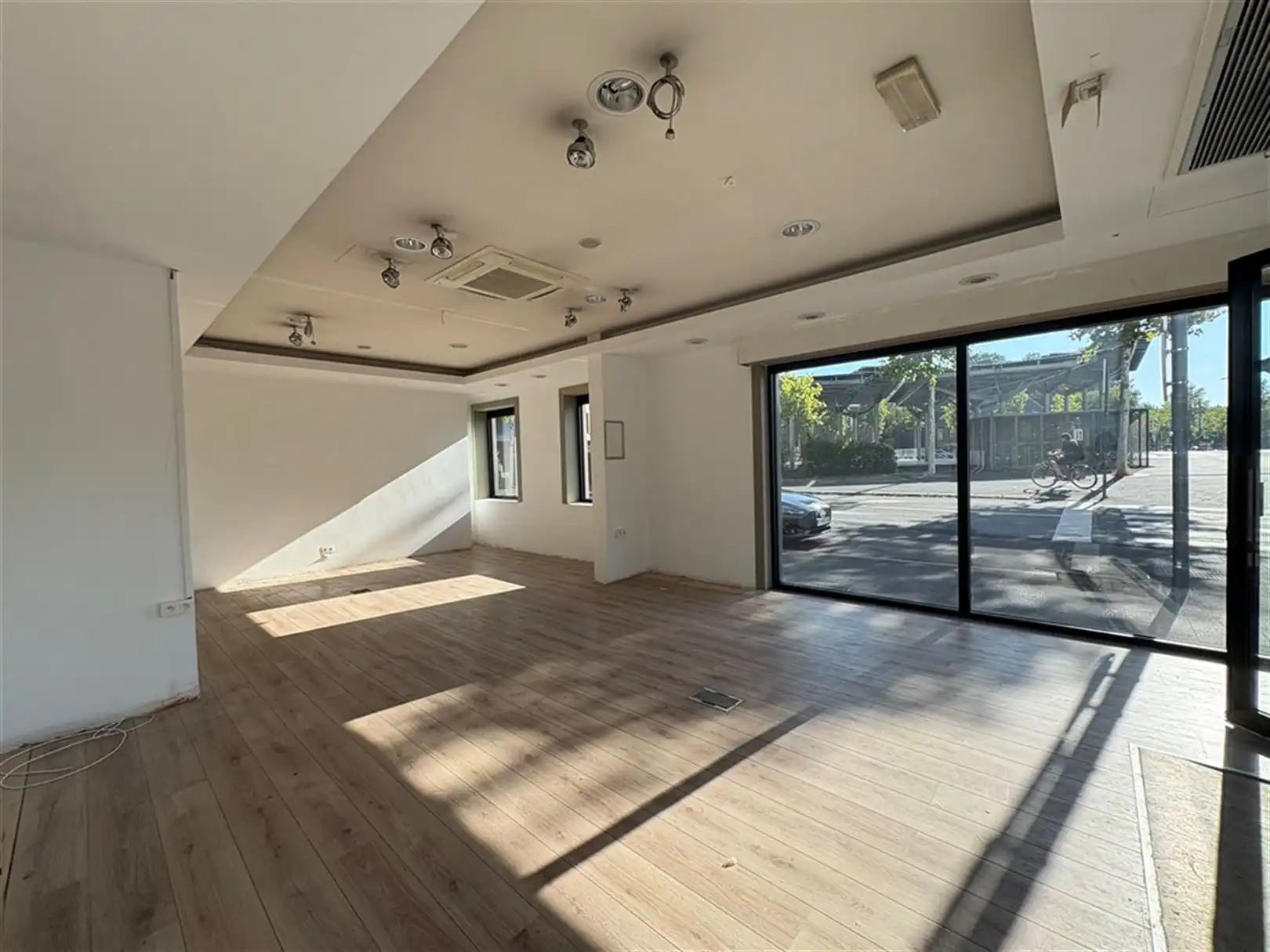 Handelspand in centrum Mortsel  foto 3