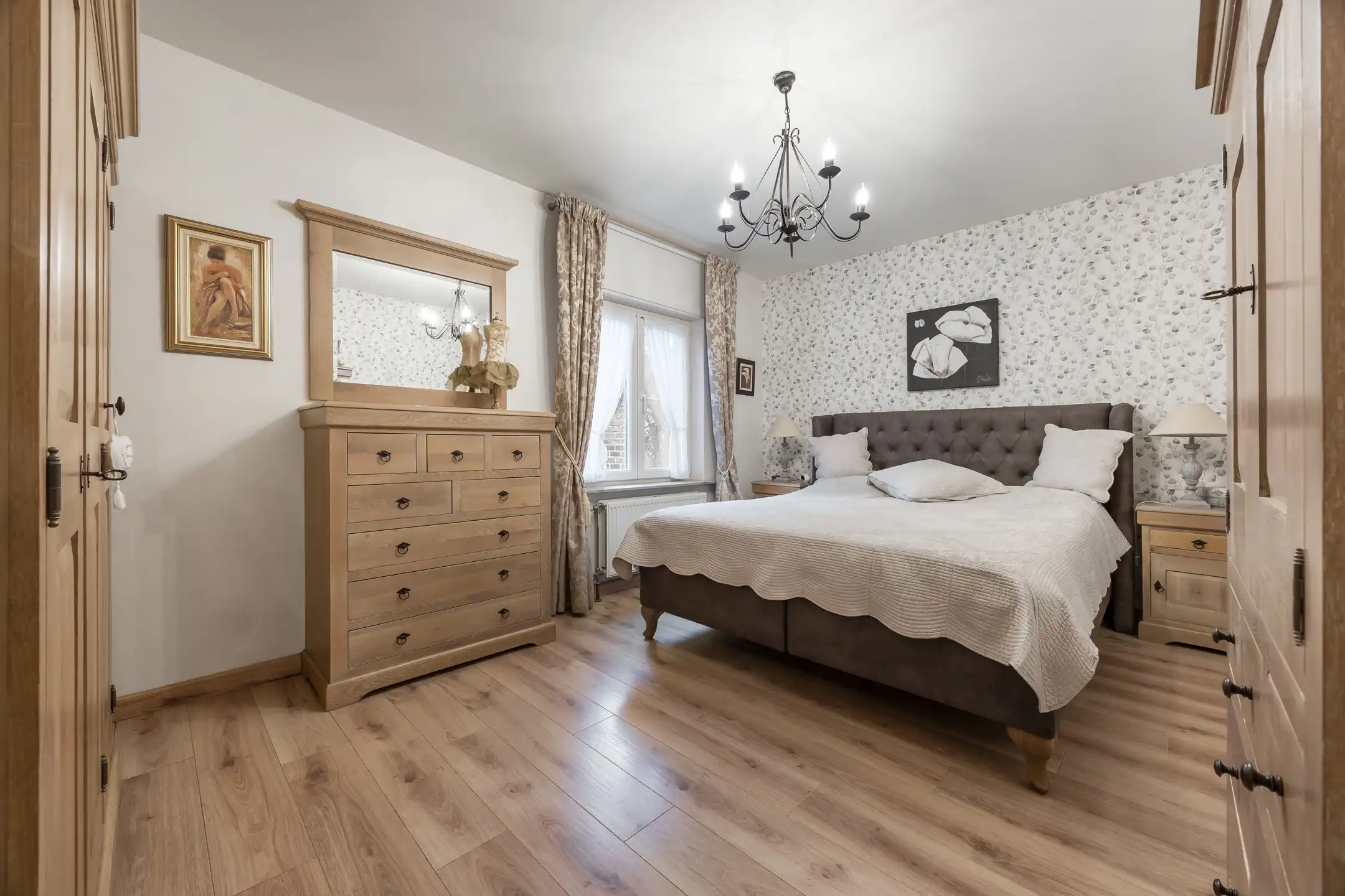 Instapklare woning in doodlopende straat nabij centrum foto 6