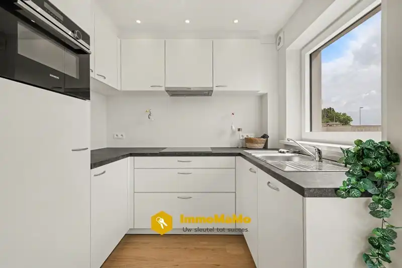 RECENT GERENOVEERD 1 SLAAPKAMER APPARTEMENT TE KOOP IN ZELZATE foto 4