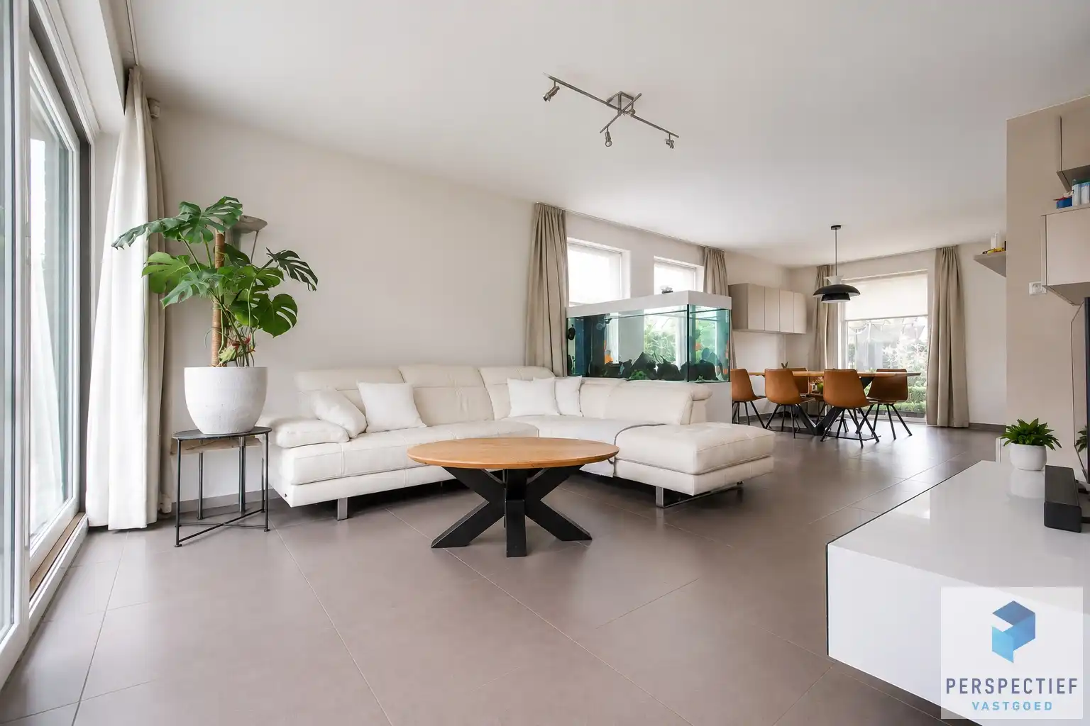 Ruime energiezuinige woning (ENERGIELABEL A) op uiterst rustige locatie foto 6