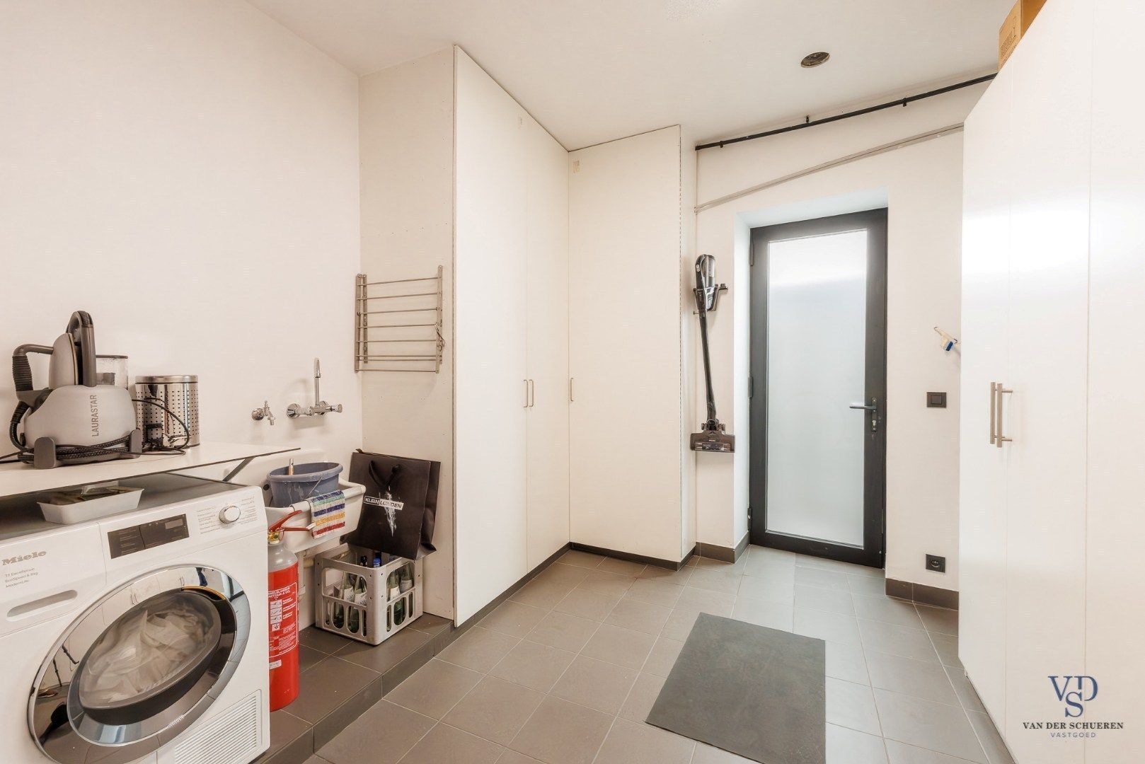 Moderne, energiezuinige (EPC label A) vernieuwbouw foto 24