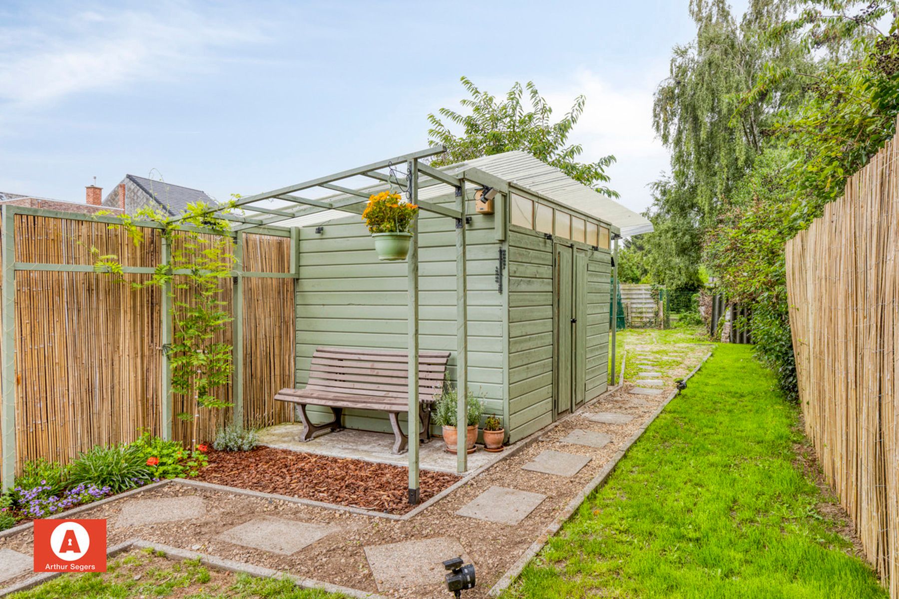 Instapklare woning op centrale liggig foto 26