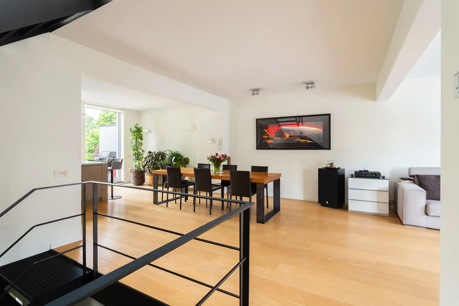 Pulhofwijk | Uitzonderlijke woning met ZW-tuin foto 12