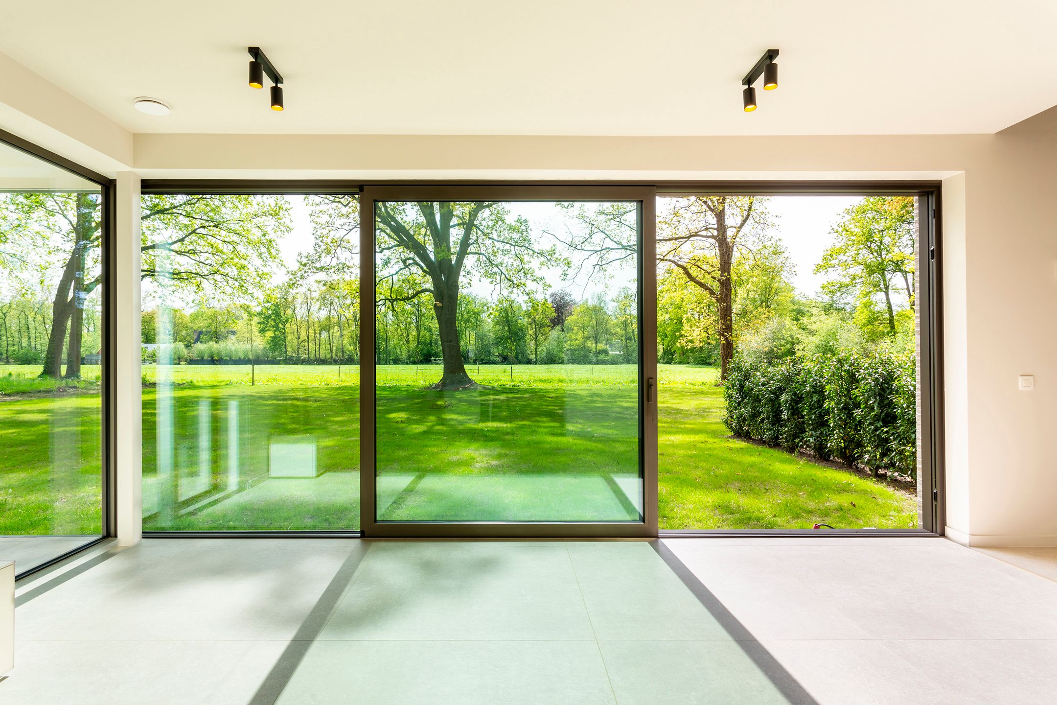 high end nieuwbouw luxevilla in rustige, residentiële wijk foto 10