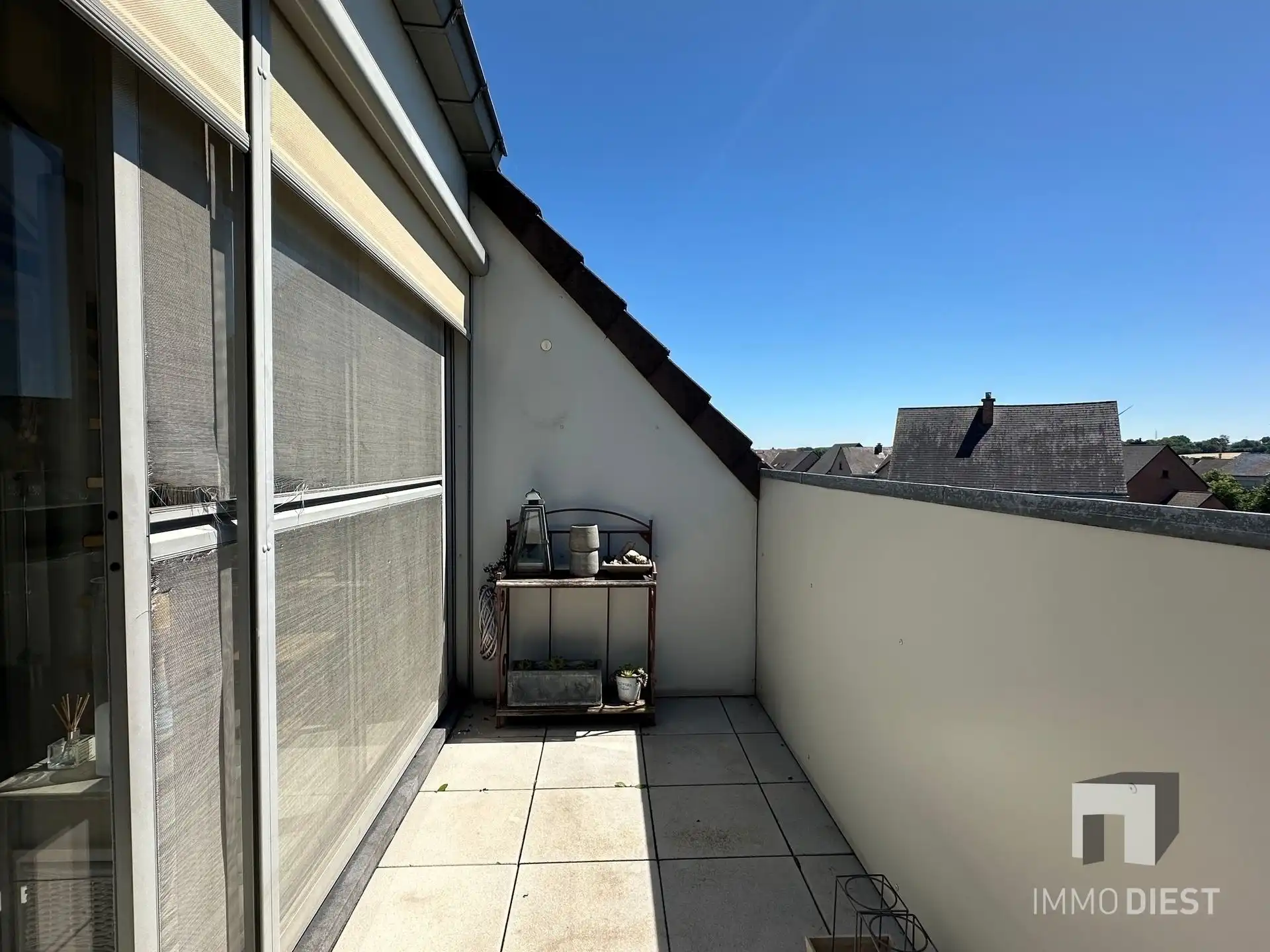 Appartement met 2 slaapkamers, terras en parking in centrum Diest foto 8
