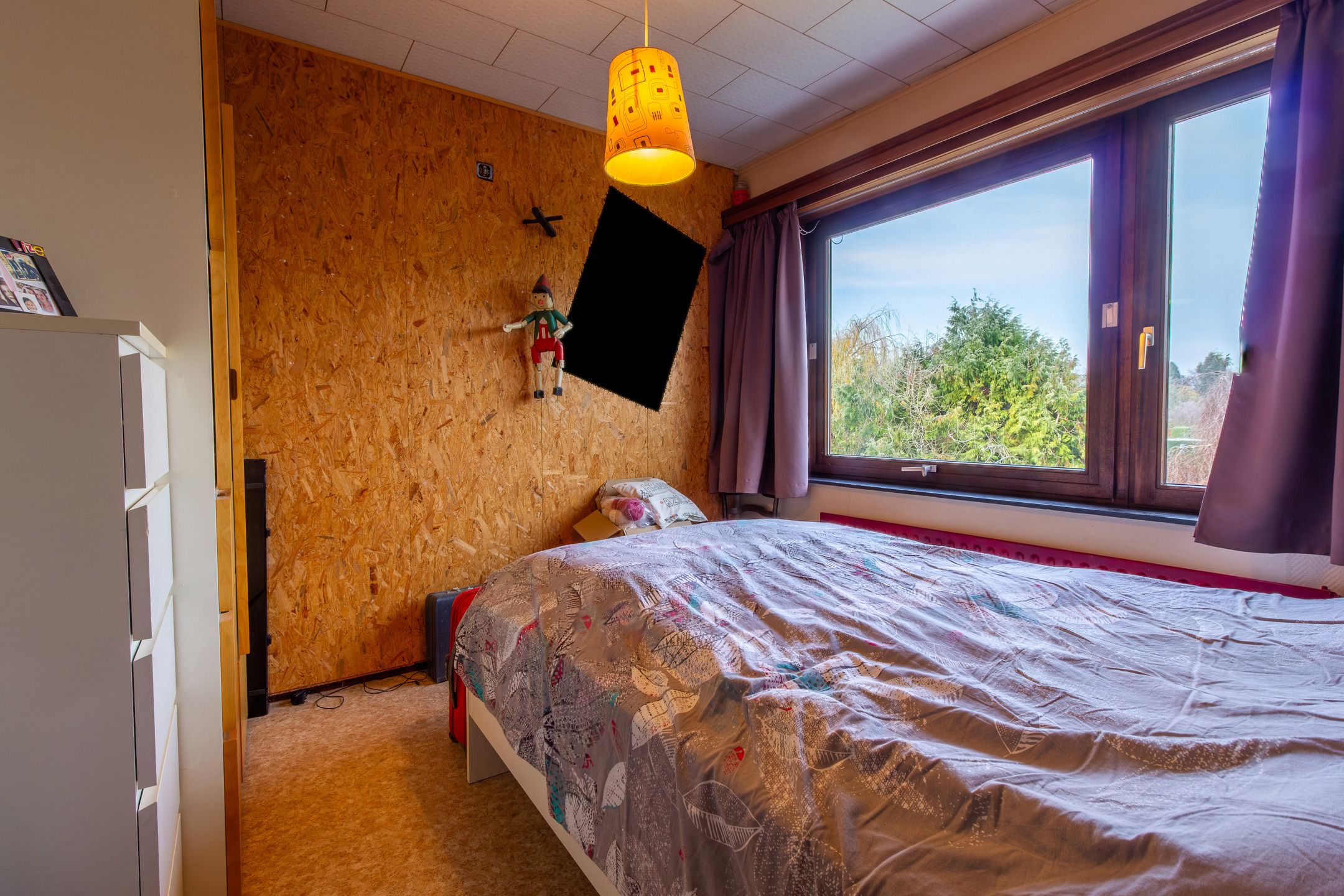 Charmante gezinswoning met potentieel, grote oprit en tuin foto 12