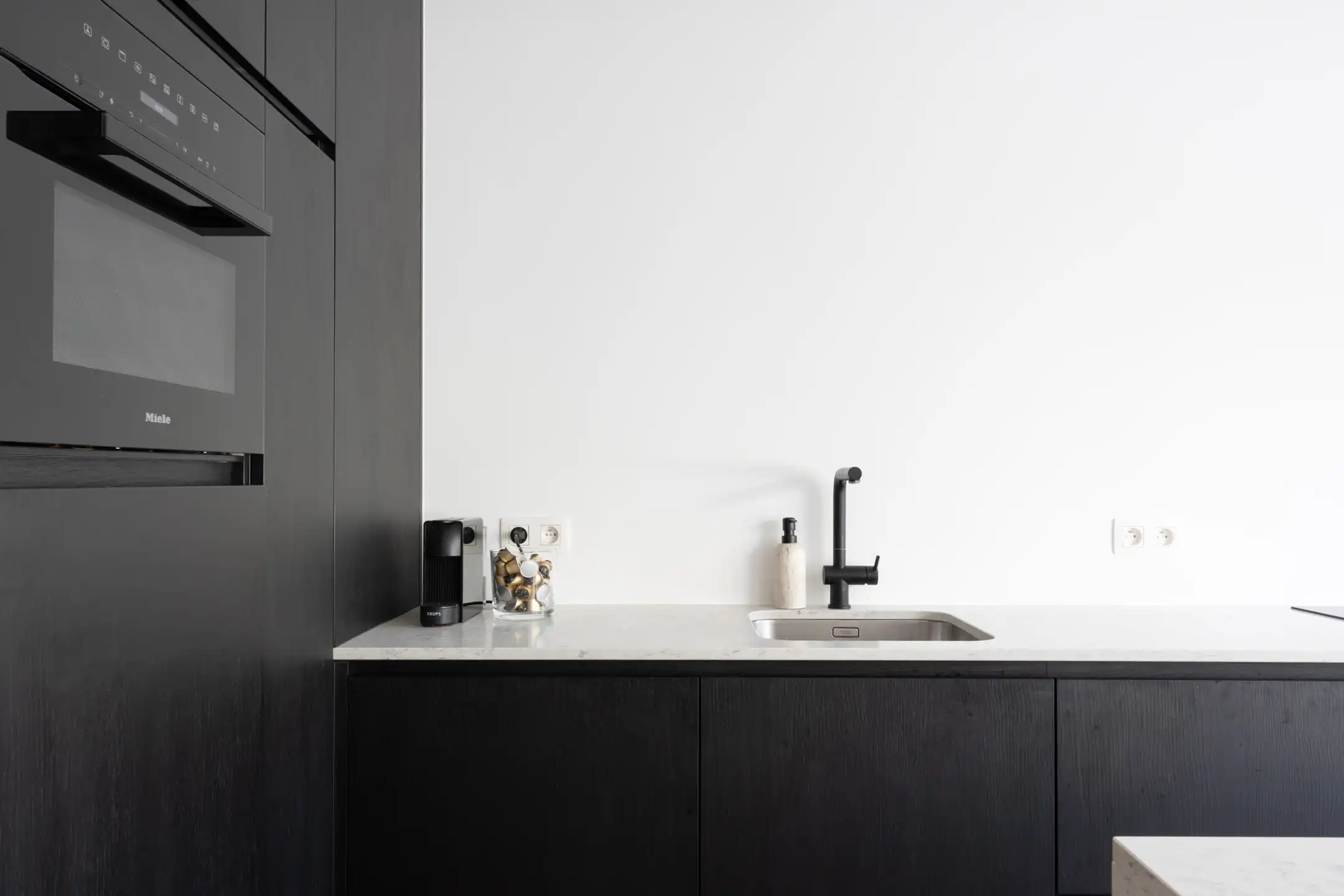 ANTWERPEN CENTRUM - Tweeslaapkamer appartement foto 3