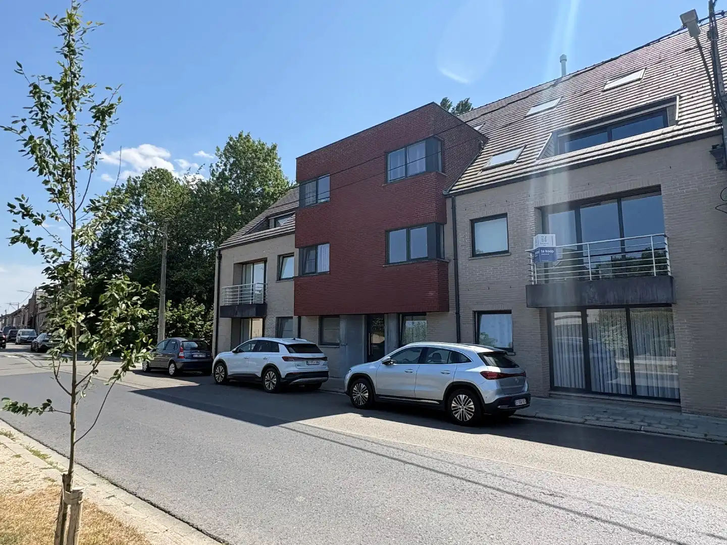 Energiezuinig 2-slaapkamer appartement inclusief staanplaats te koop in Kuurne naast de Groene Long foto {{pictureIndex}}