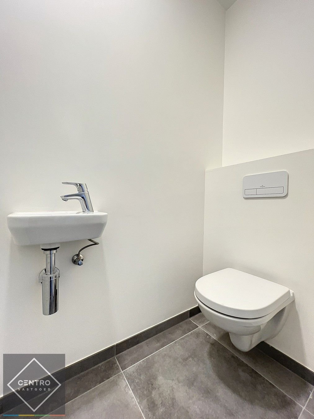 Penthouse (100m²) met RUIME terrassen (33m²) in kleinschalig project pal in het CENTRUM van Kortrijk ! Aankoop aan 6% BTW  mogelijk! foto 10