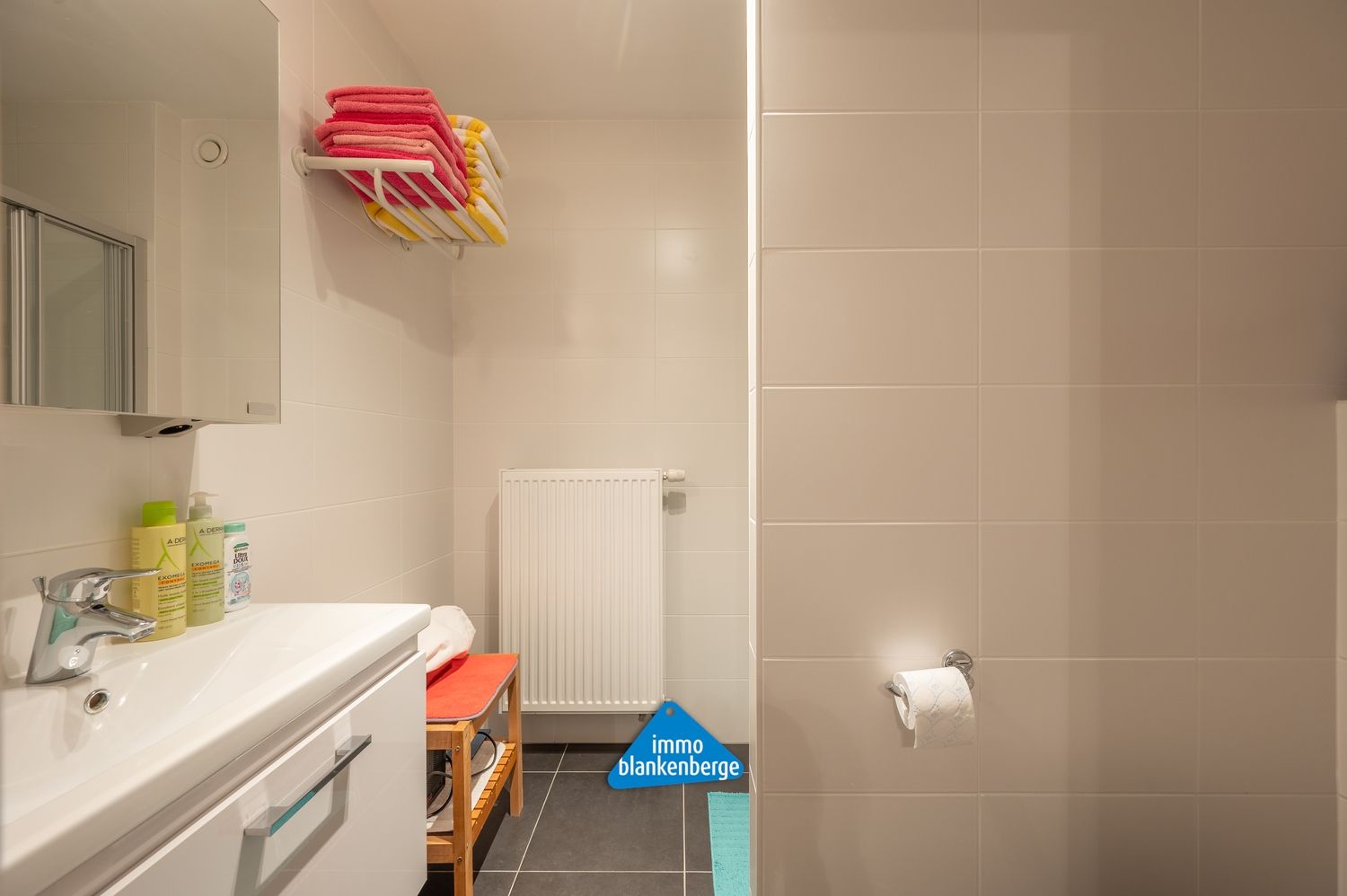 Zeer ruim Appartement op steenworp van Strand, Zee en Duinen foto 15