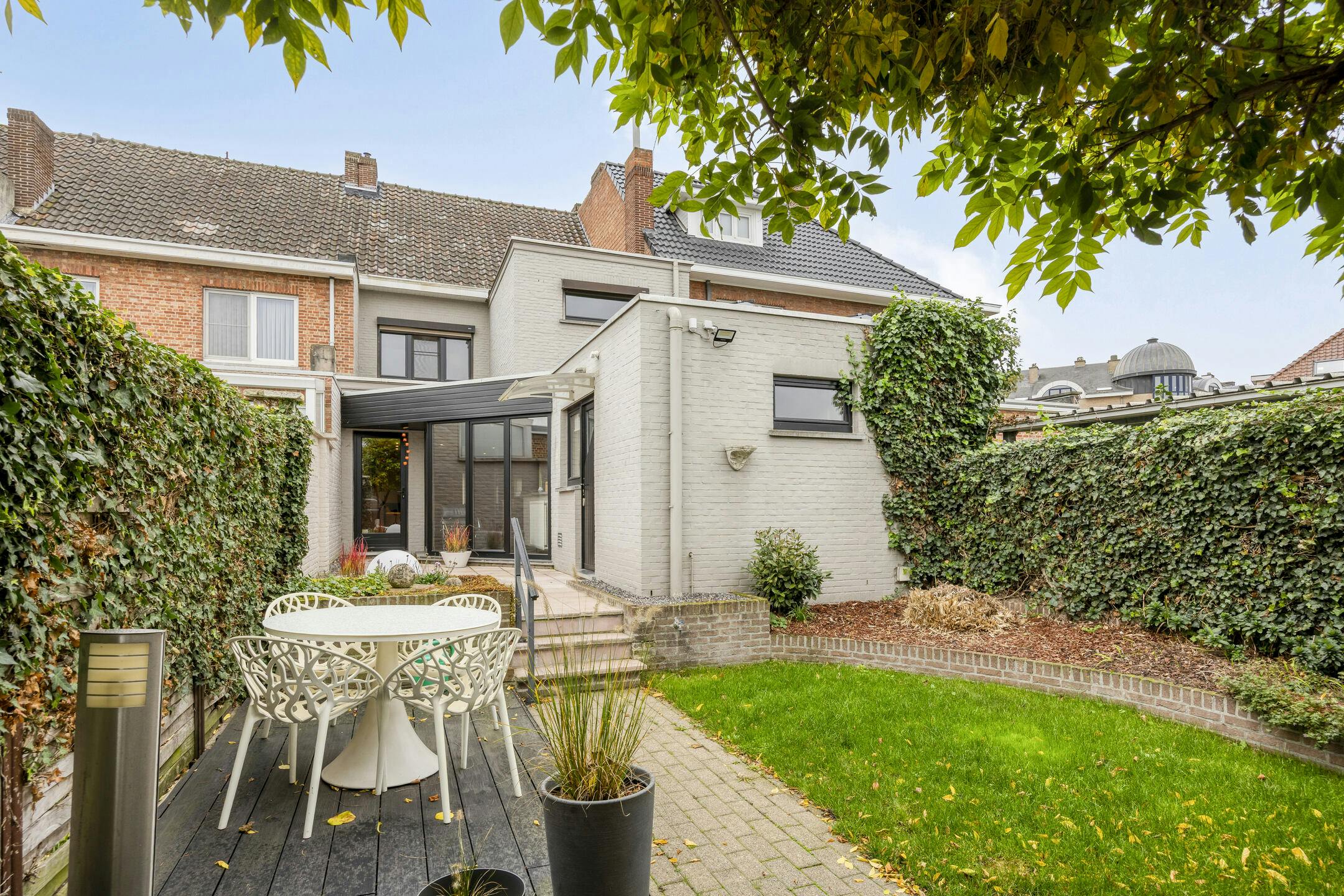 Goed gelegen stadswoning met 3 of 4 slaapkamers, tuin en garagebox  foto 17