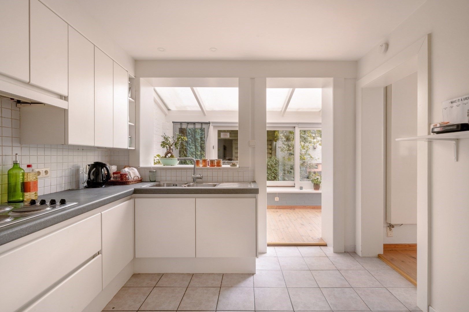 Grote woning met garage, uitweg en mogelijks 5 kamers foto 13