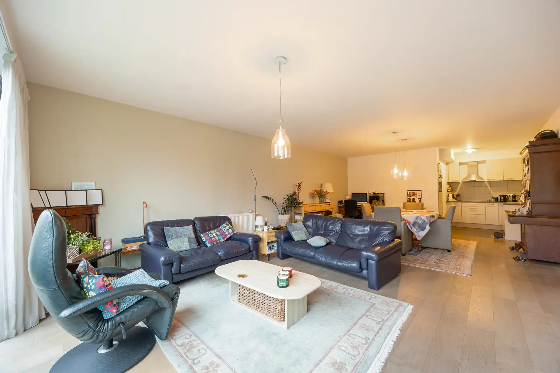 gelijkvloers appartement met gezellig terras en tuin foto 14