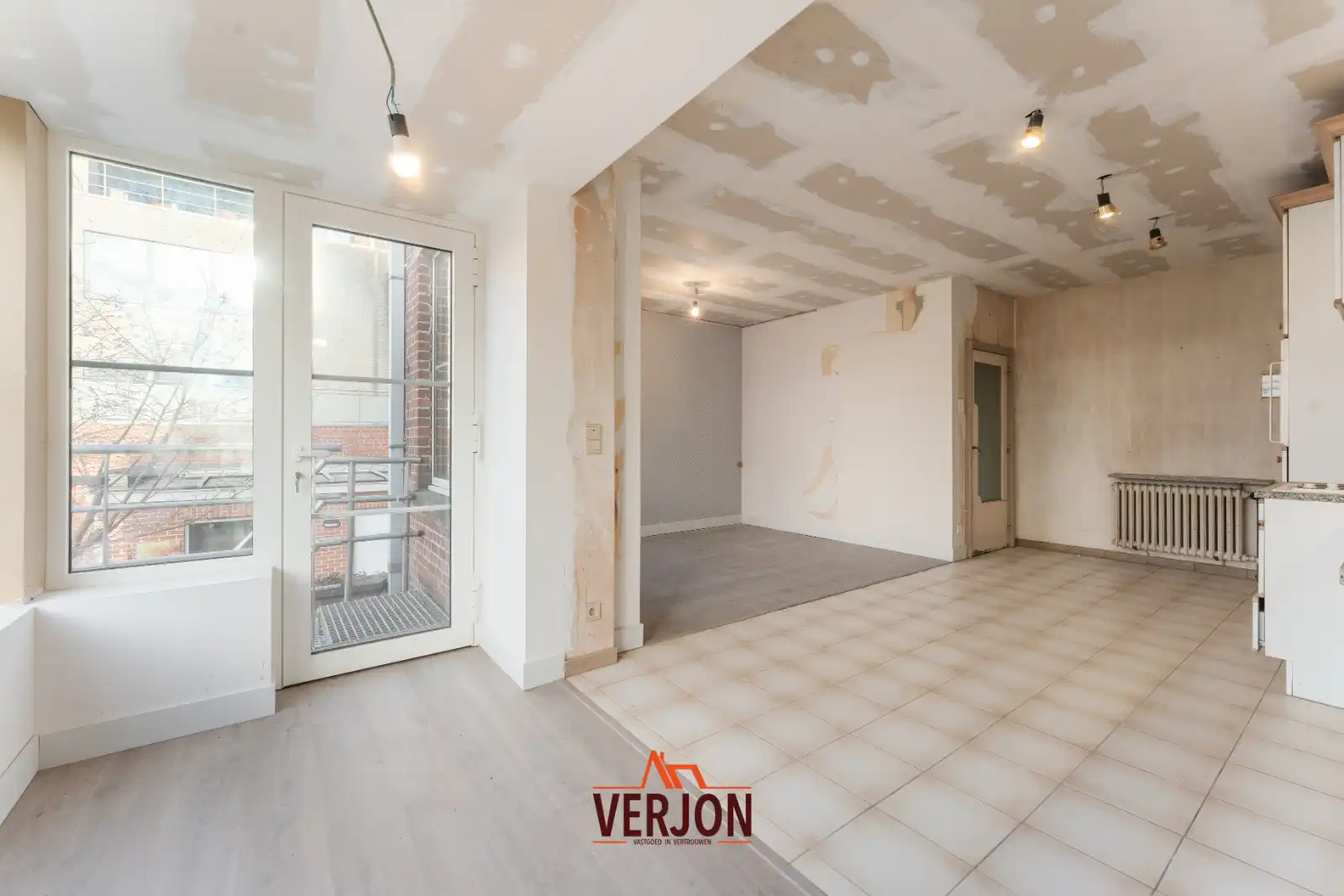 Ruime woning met mogelijkheden foto 4