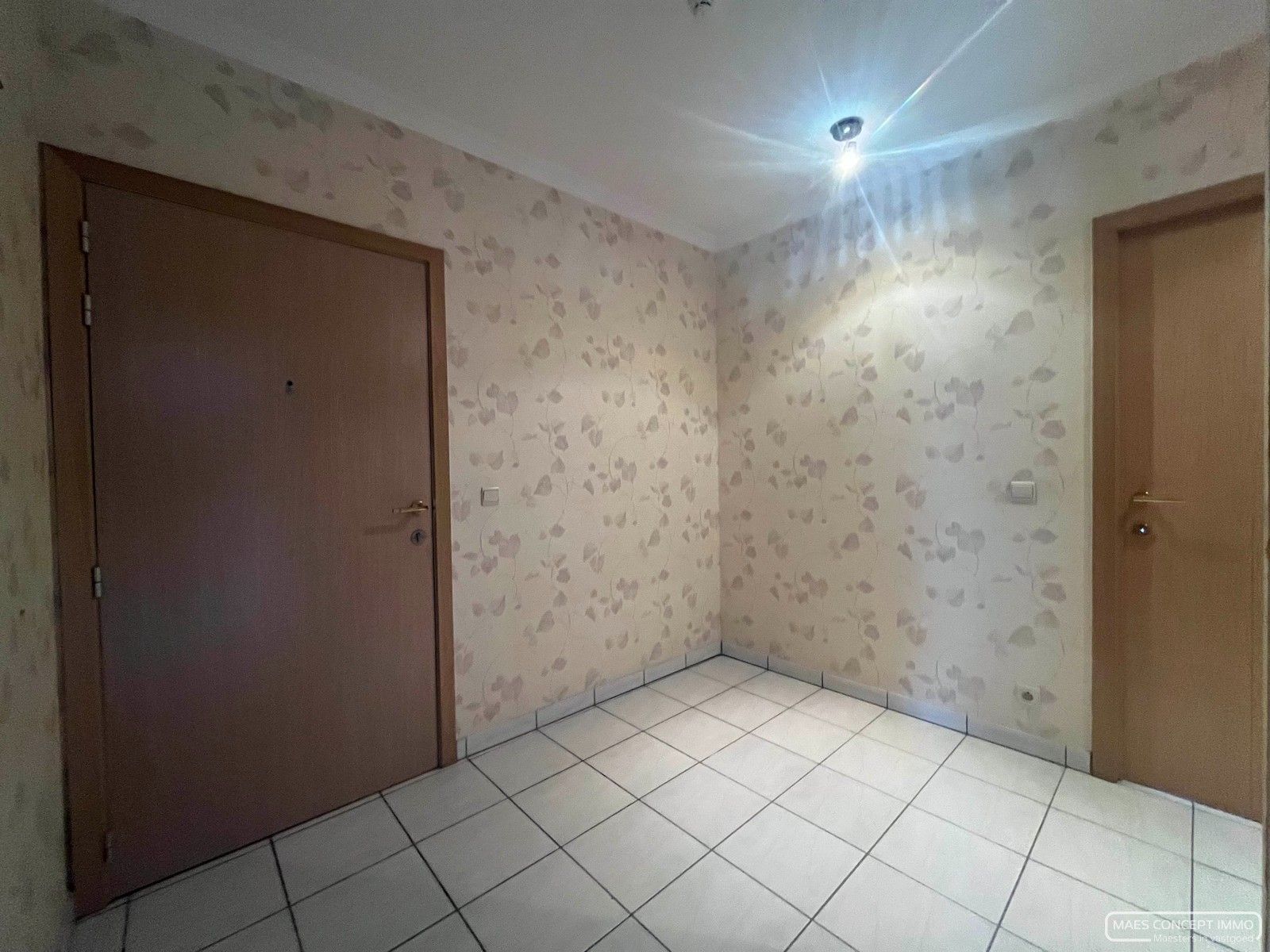 Appartement met 2 slaapkamers en 2 ruime terrassen in het hart van Roeselare foto 3