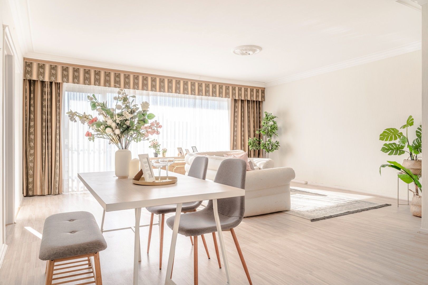 Te renoveren appartement op toplocatie foto 6