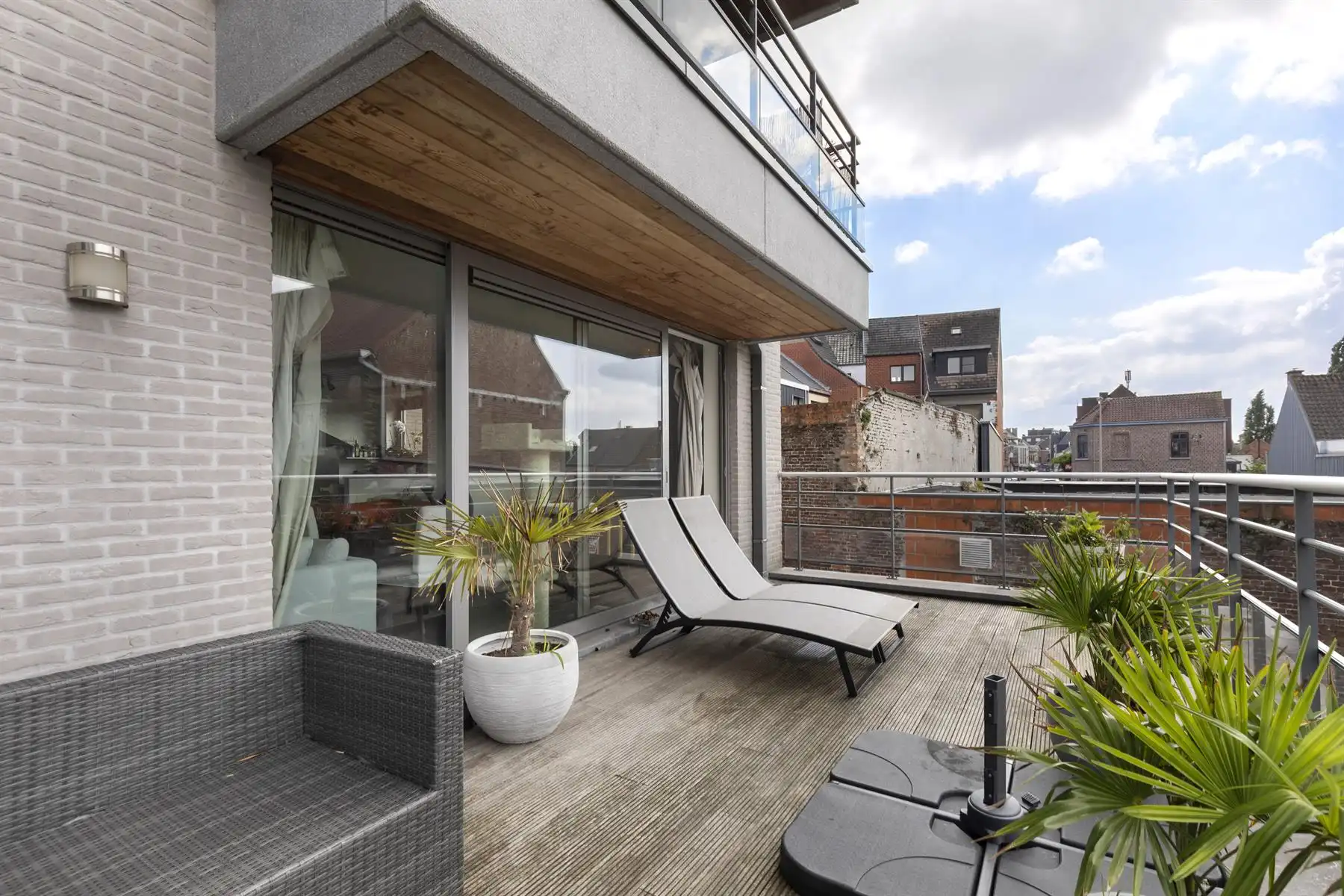 Centraal gelegen duplex appartement met 2 slaapkamers en terrassen te Wetteren  foto 6