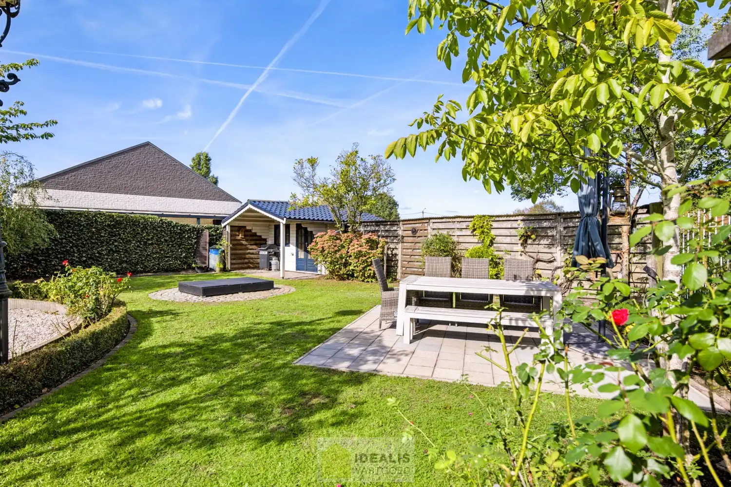 IDEALIS VASTGOED – EEN AANGENAME VRIJSTAANDE WONING MET EEN NIEUWE KEUKEN EN BADKAMER, EEN HEERLIJK RUIME WOONKAMER MET SPEKSTEENKACHEL, EEN EXTRA RUIME VERANDA (VOLLEDIG AF TE SLUITEN MET GLAZEN PUIEN), 3 SLAAPKAMERS, EEN EXTRA MULTIFUNCTIONELE RUIMTE (INGERICHT ALS KANTOOR MET APARTE INGANG) OP EEN RIANT PERCEEL VAN 14A 51CA, VOLLEDIG OMHEIND, VOORZIEN VAN VOLDOENDE PARKEERRUIMTE EN EEN PRACHTIGE CARPORT VOOR 2 WAGENS! foto 46