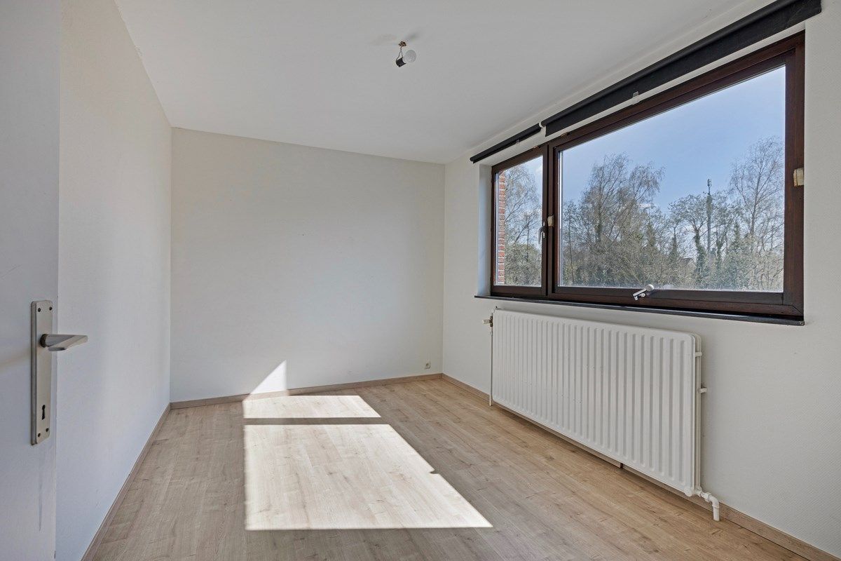 Villa met 4 slaapkamers op wandelafstand van centrum Lennik foto 10