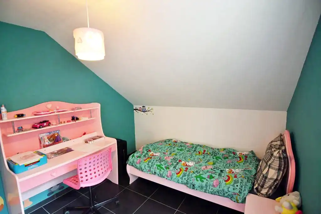 Modern appartement met 2 slpks, balkon en parking.  foto 12