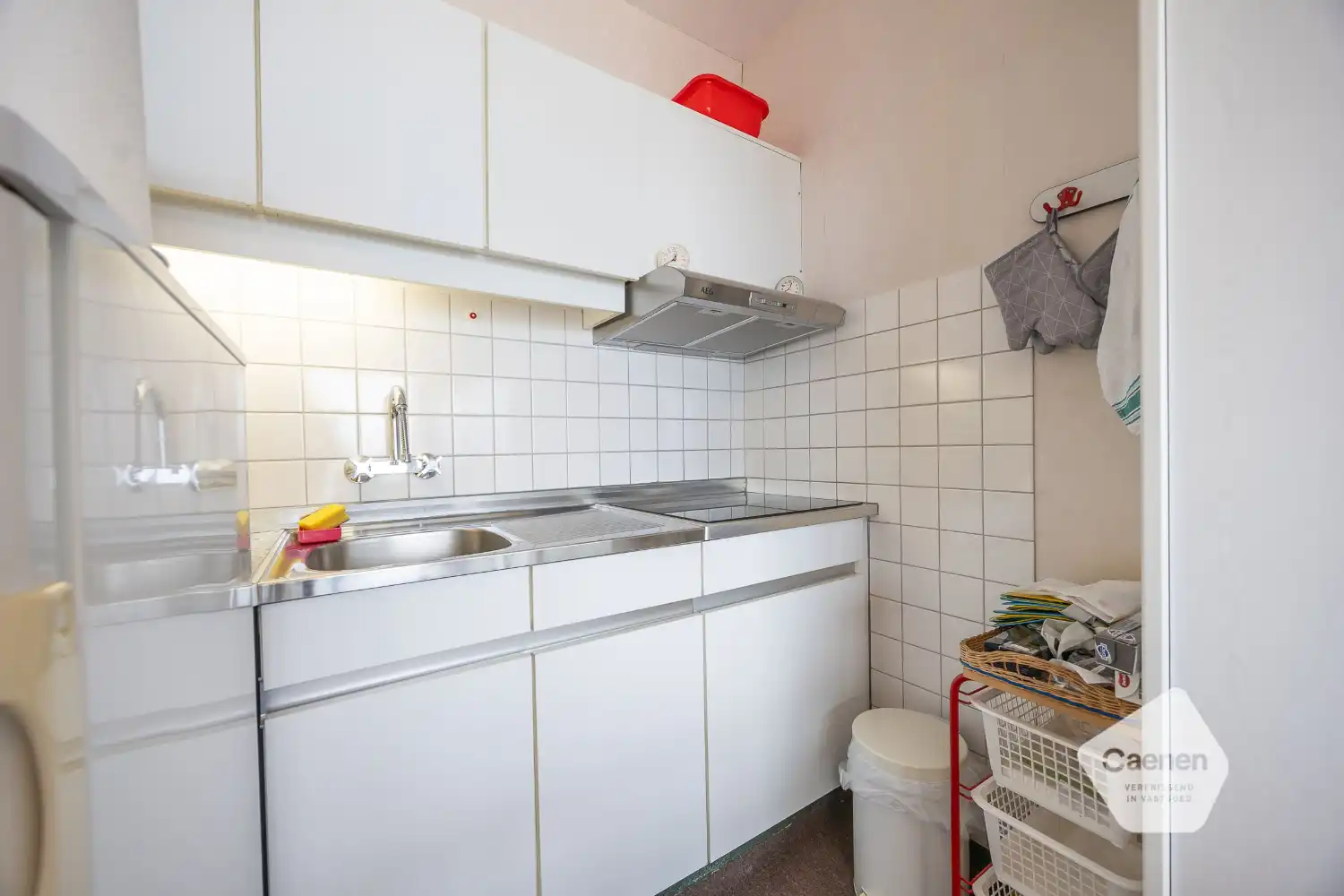 Unieke studio met frontaal zeezicht te koop op topligging! foto 7
