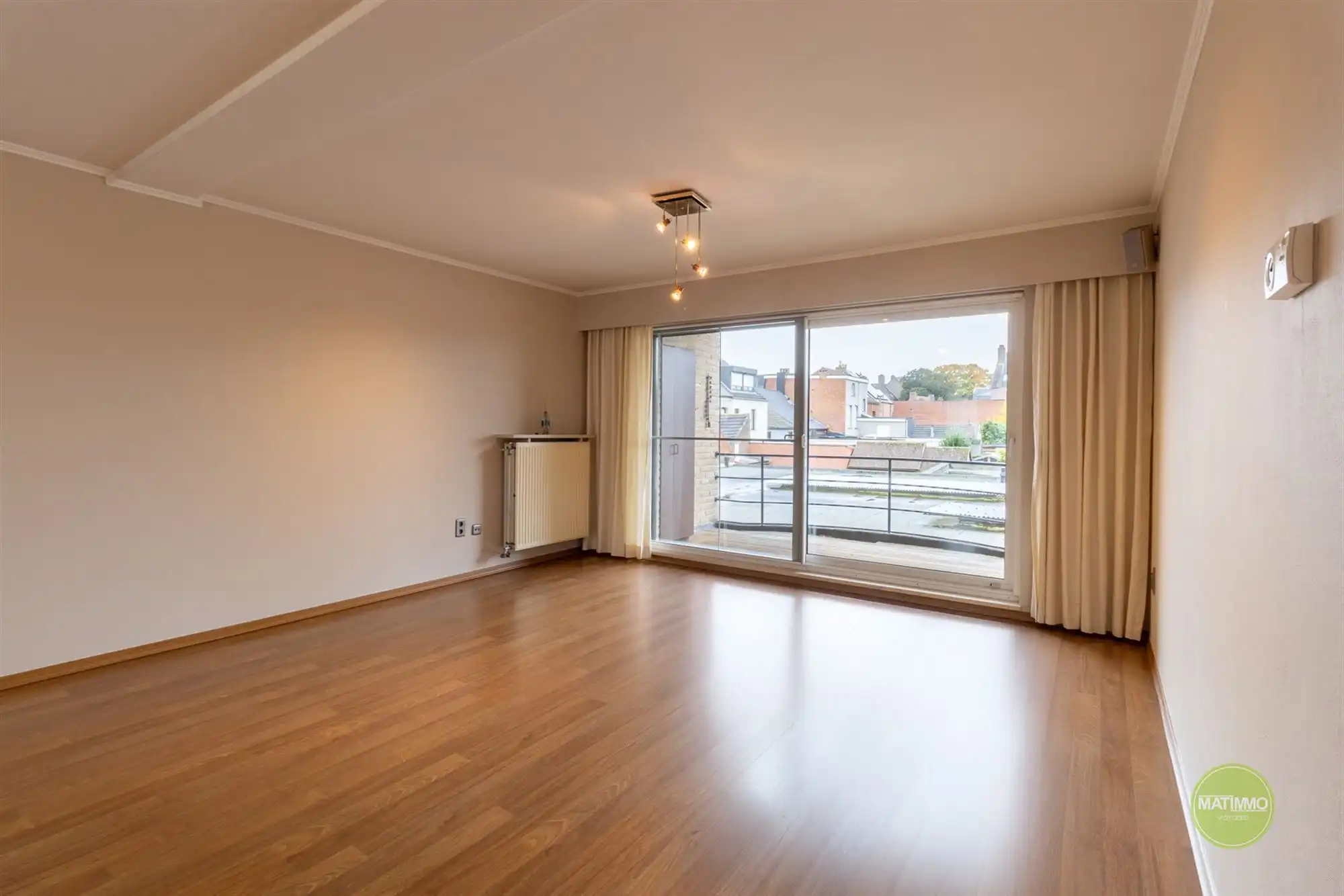 Ruim tweeslaapkamer appartement met terras en garage in Mol  foto 5