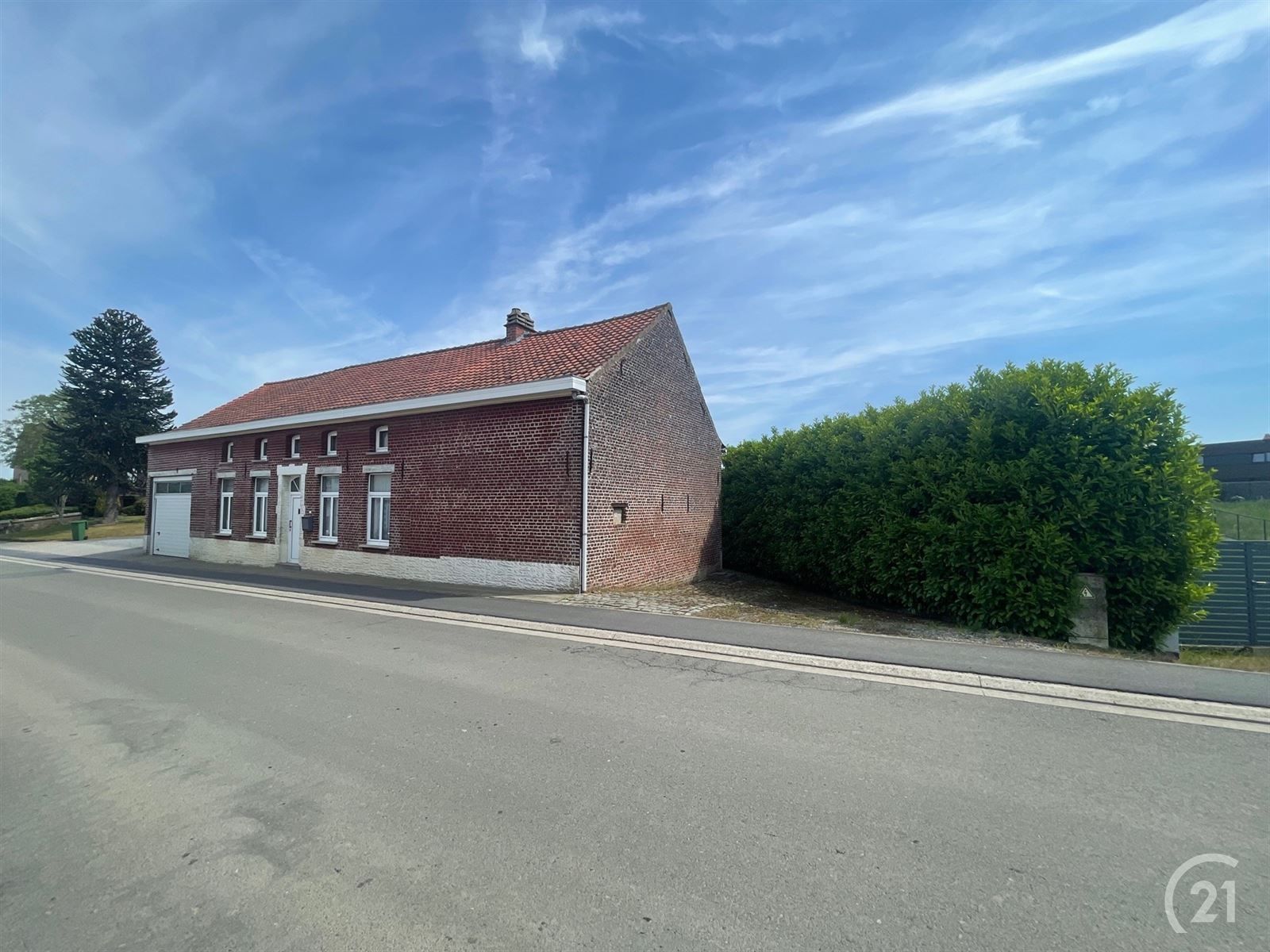 Op te frissen viergevelwoning met tuintje, stal en garage op 3are67 foto 20