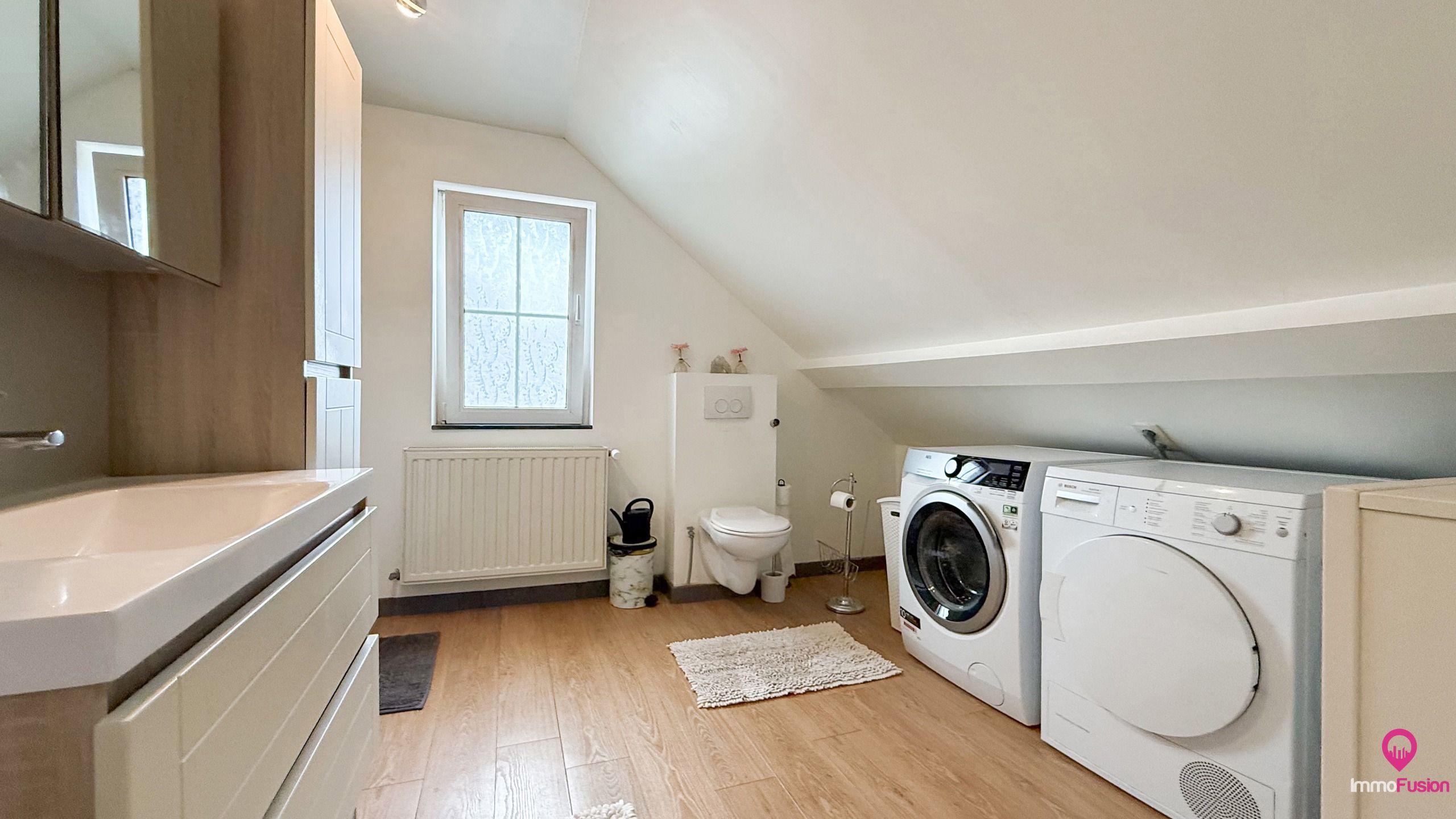 Instapklare vrijstaande woning met grote tuin in Berkenbos! foto 16