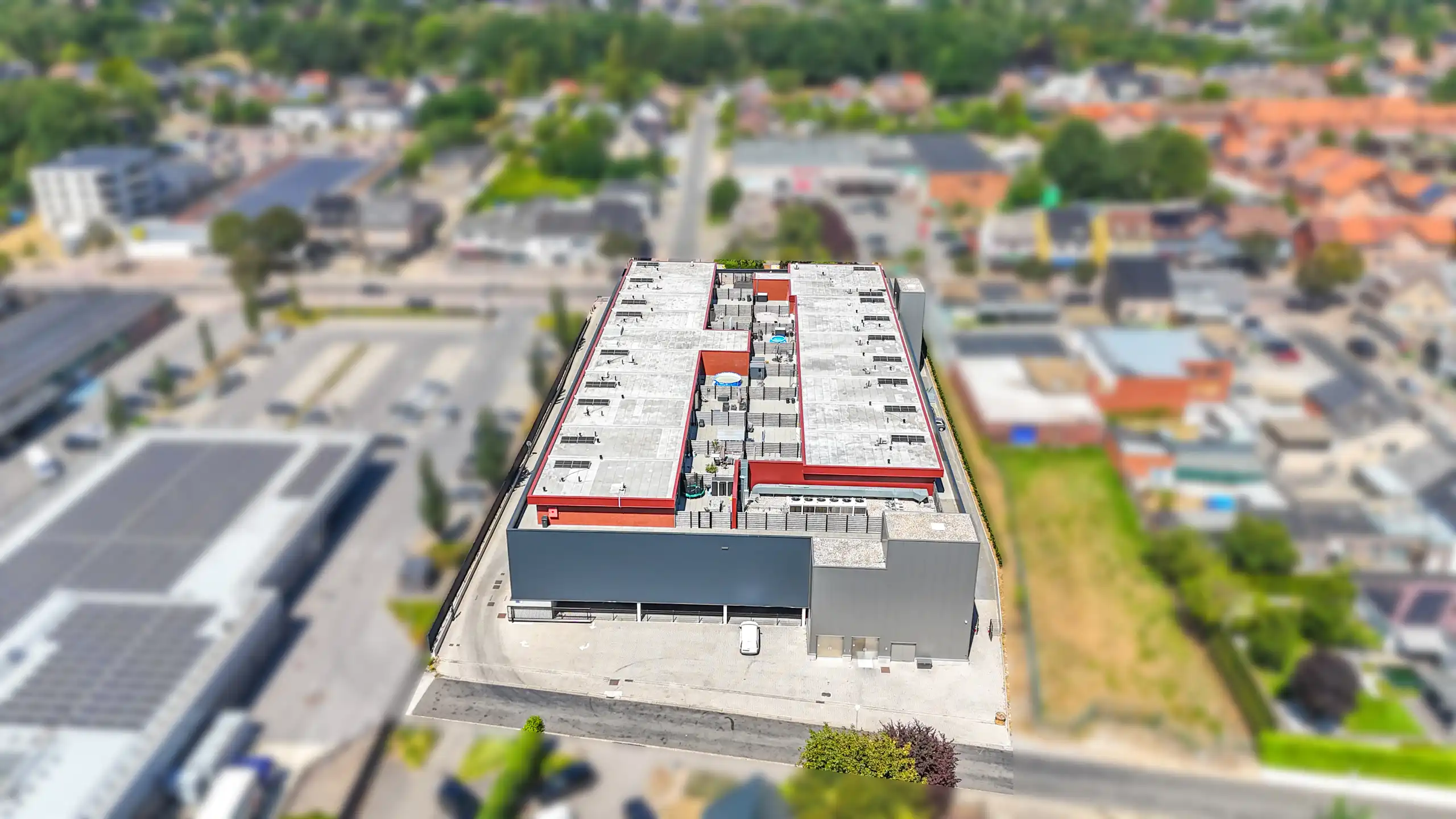 Recent appartement met 2 slpks, parking en berging! foto 32