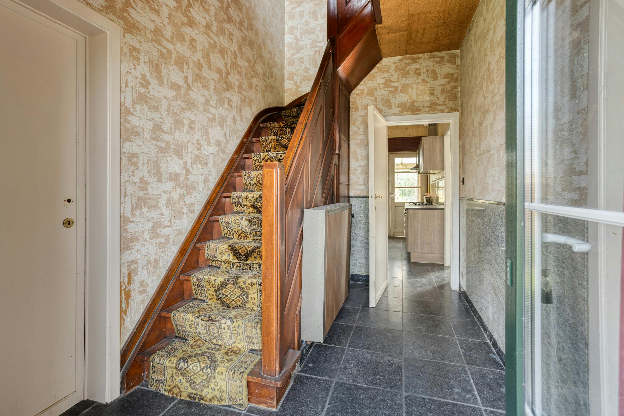 Te Renoveren viergevelwoning op 23are op een top locatie in Grimbergen! foto 7