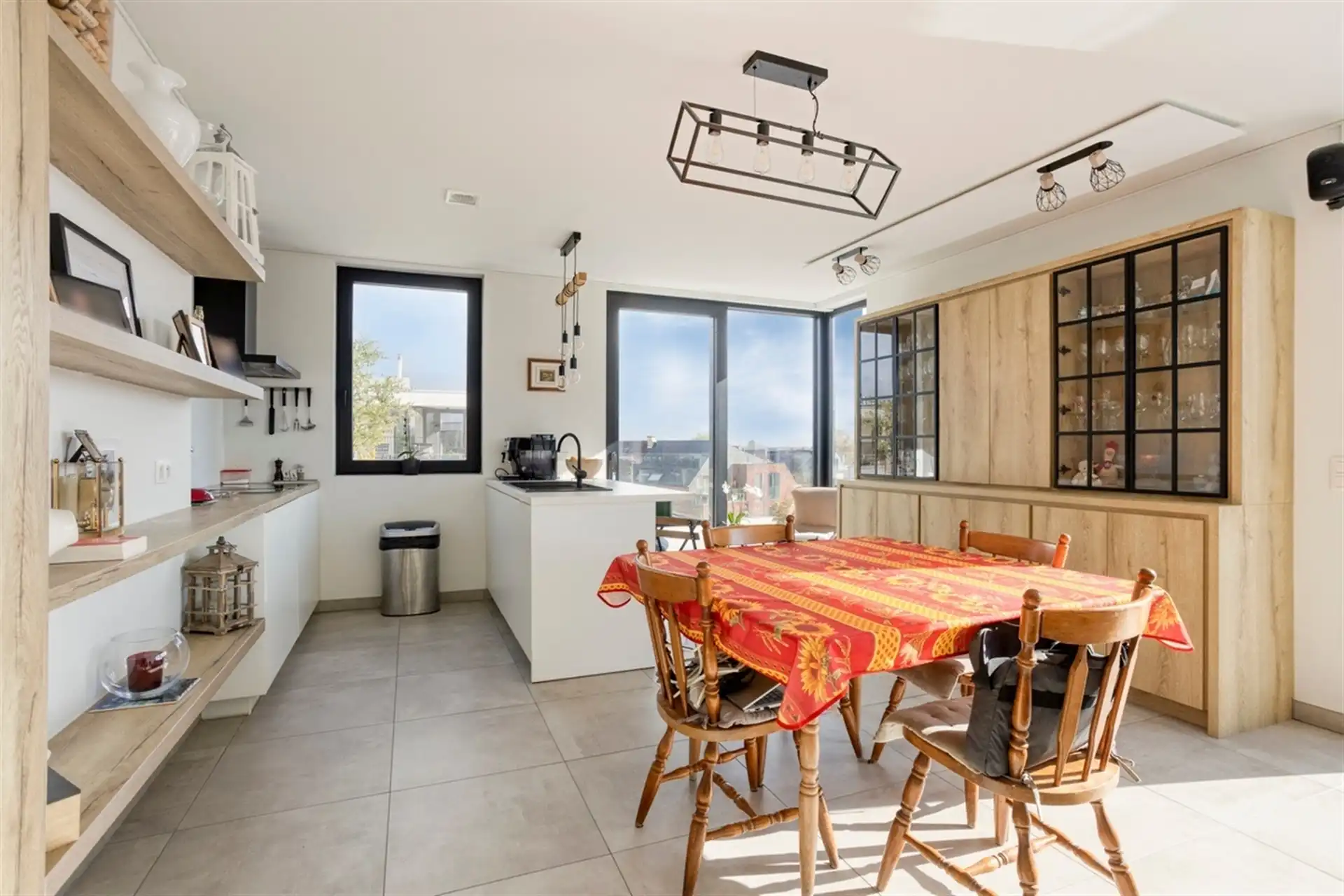 Penthouse met heel groot terras nabij het centrum foto 5