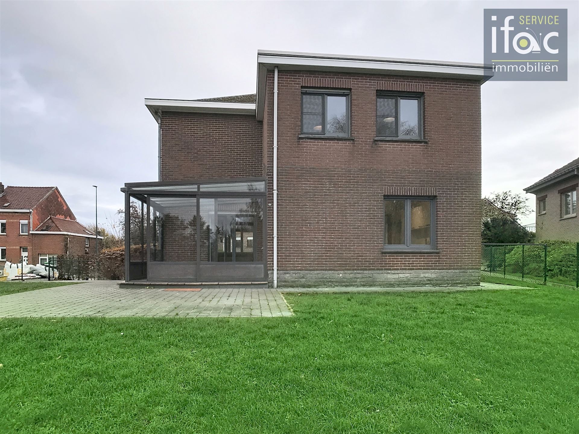 Ruime alleenstaande villa met panoramisch uitzicht foto 24