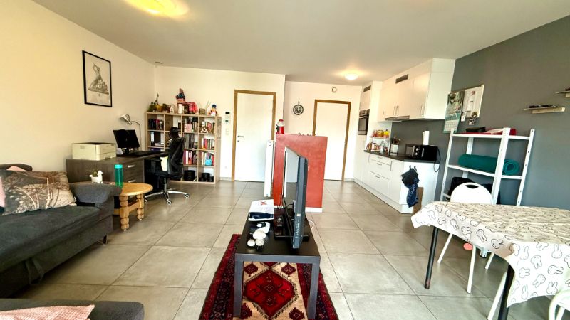 Recent appartement met 1 slaapkamer en terras foto 2