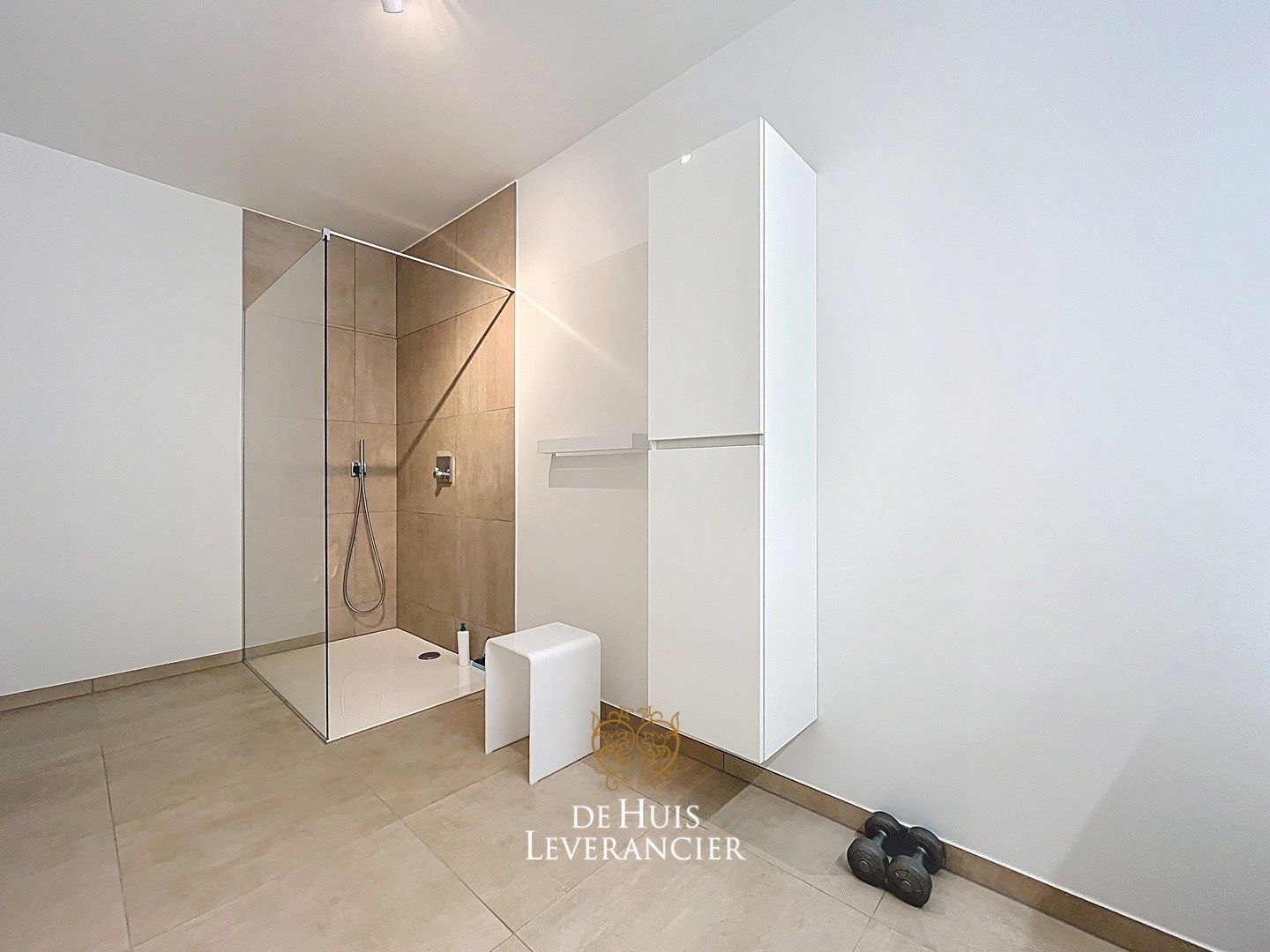 Discrete luxe & tijdloze elegantie : subliem nieuwbouwappartement met terras en gemeenschappelijk tuin te koop in Boechout foto 10