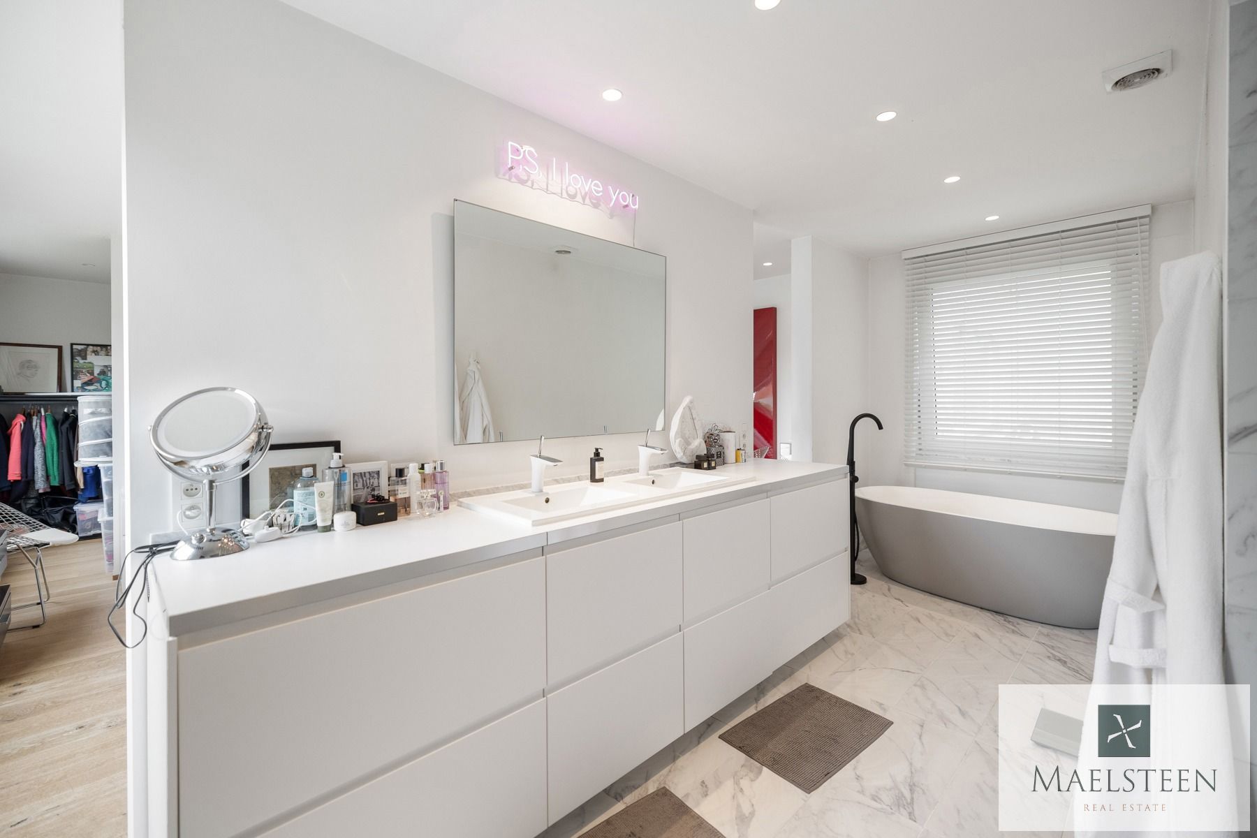 Instapklare villa op 835 m² te Sint-Michiels (Brugge) foto 22