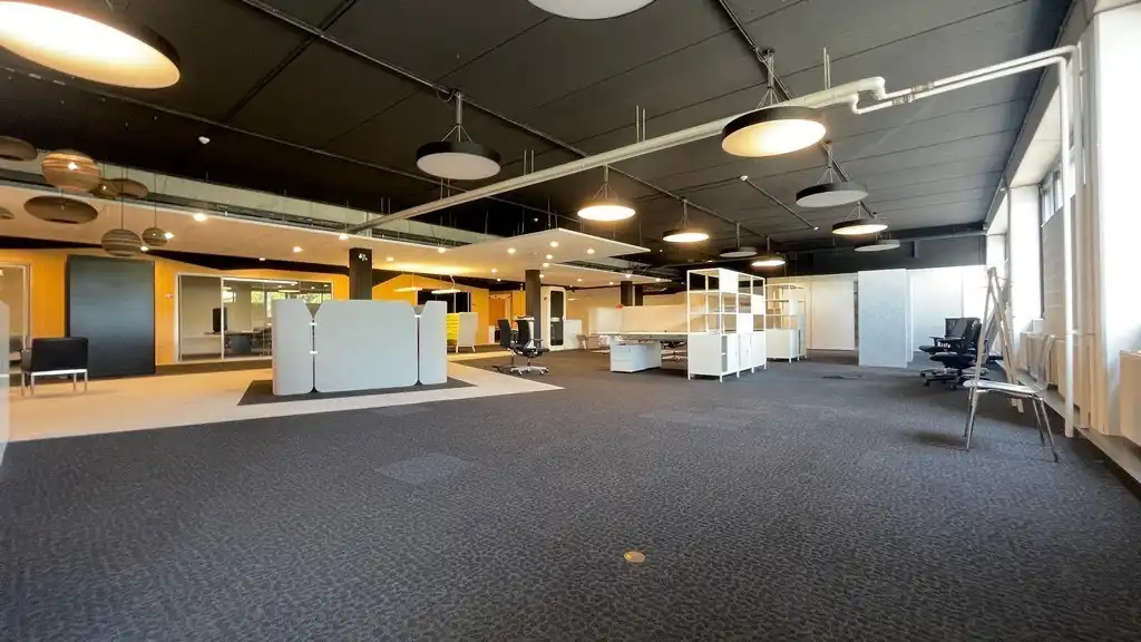 Kantoorruimte te huur vlakbij E19 in Mechelen foto 2