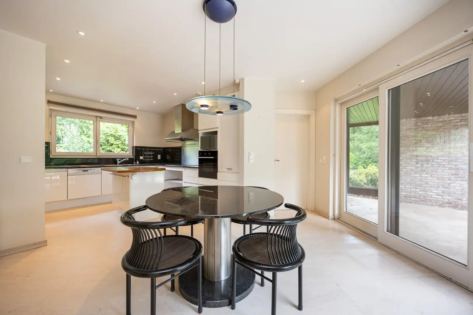 Exclusieve villa met gelijkvloerse master suite, prachtige tuin en uitzonderlijk wooncomfort foto 7