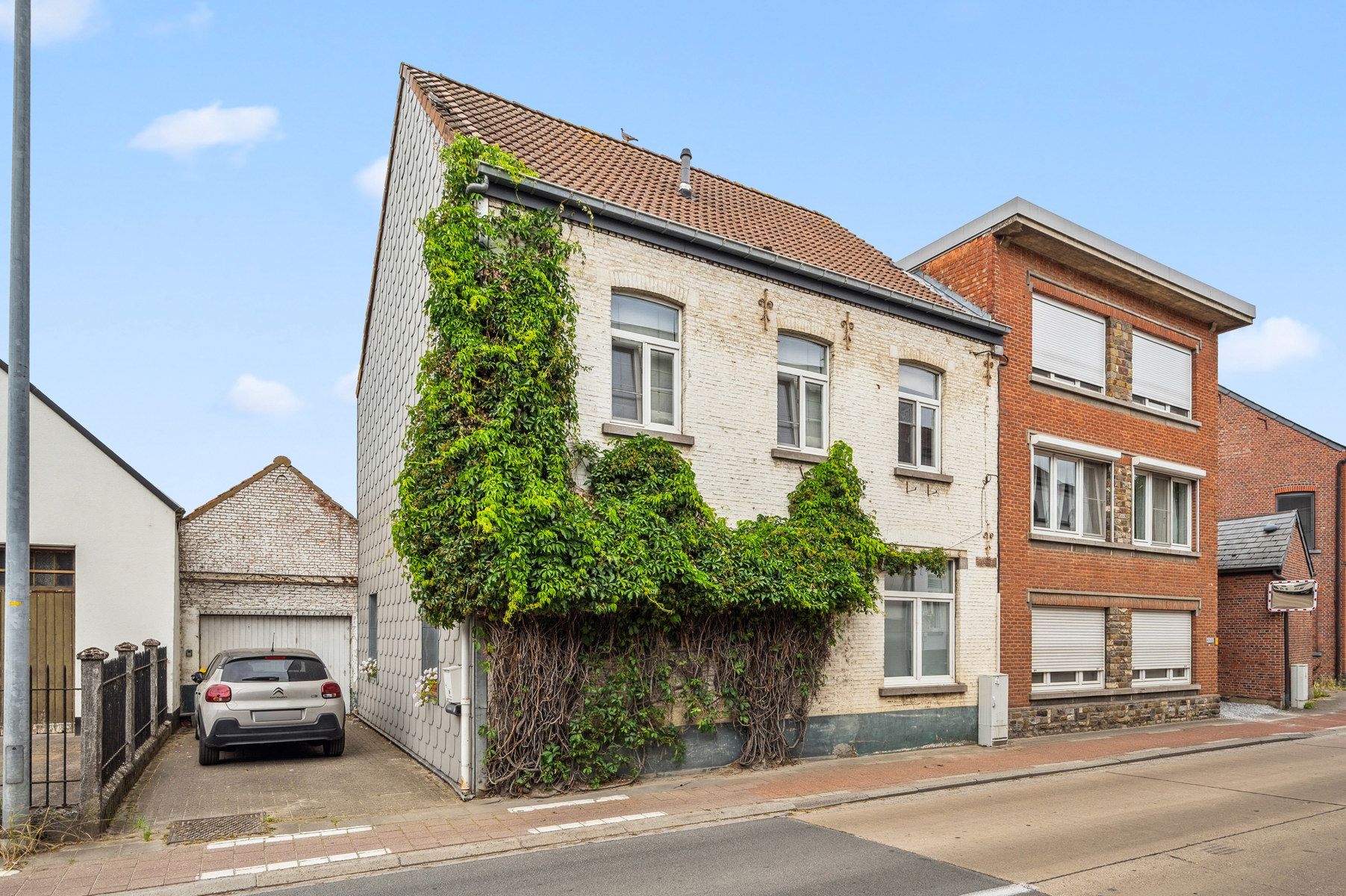 Ruime woning te WESPELAAR foto {{pictureIndex}}