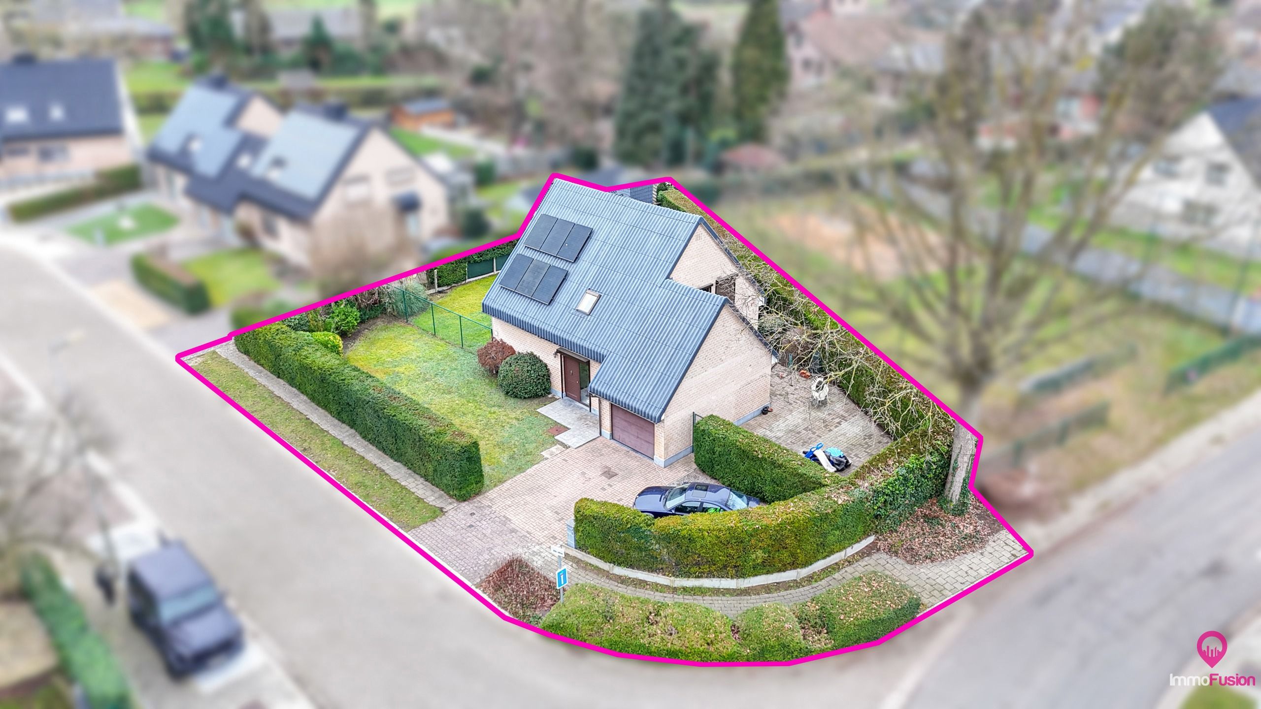 Ruime gezinswoning met 3 slaapkamers in rustige straat! foto 24