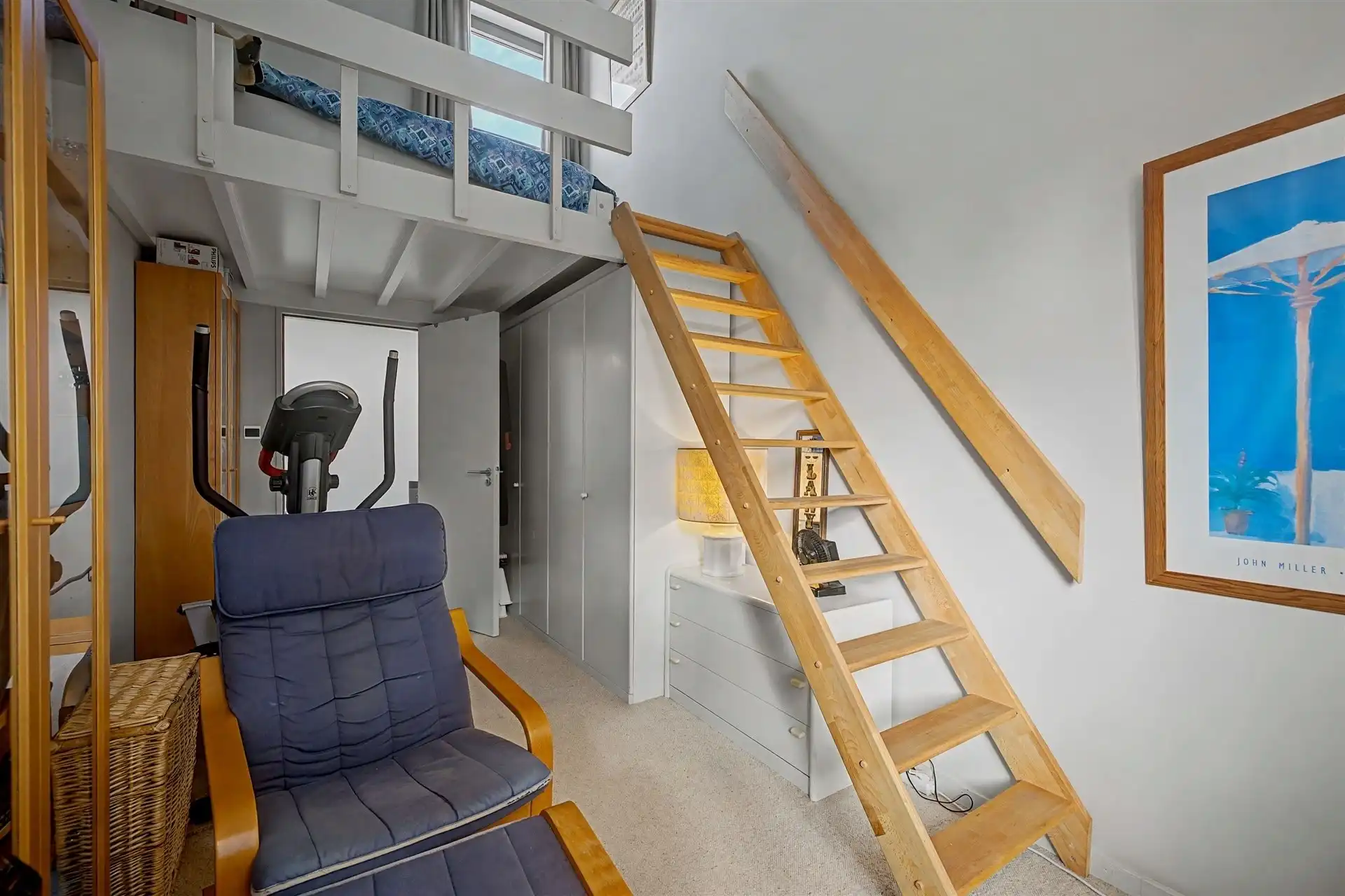 Stijlvolle gezinswoning met 3 slaapkamers en thuiskantoor (926m²) foto 24