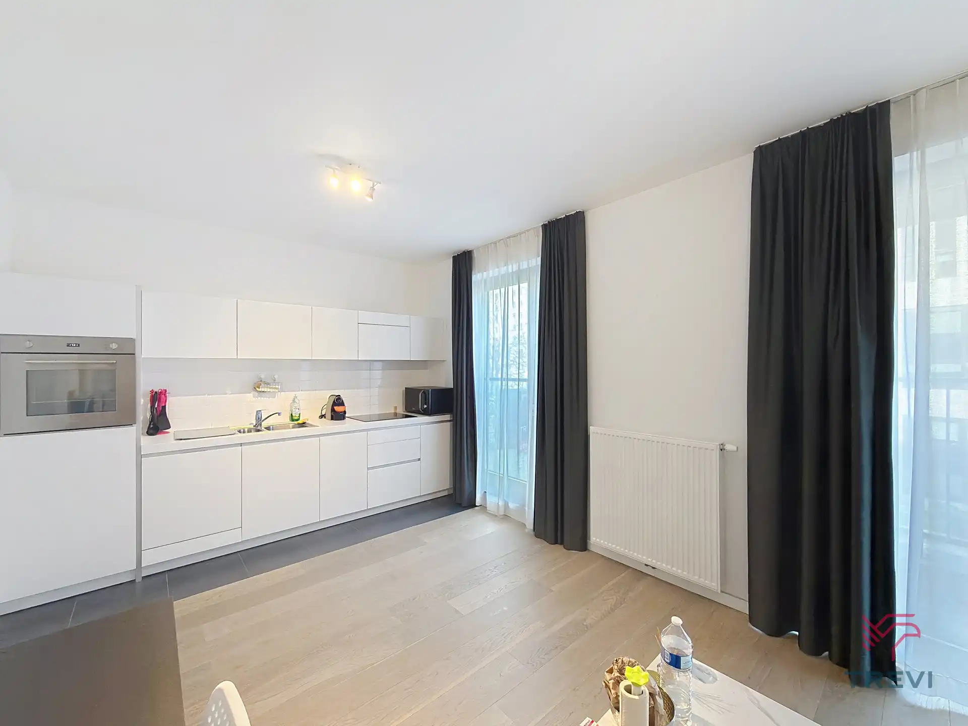 STUDIO MET SLAAPHOEK IN DE EUROPESE WIJK ! foto 2