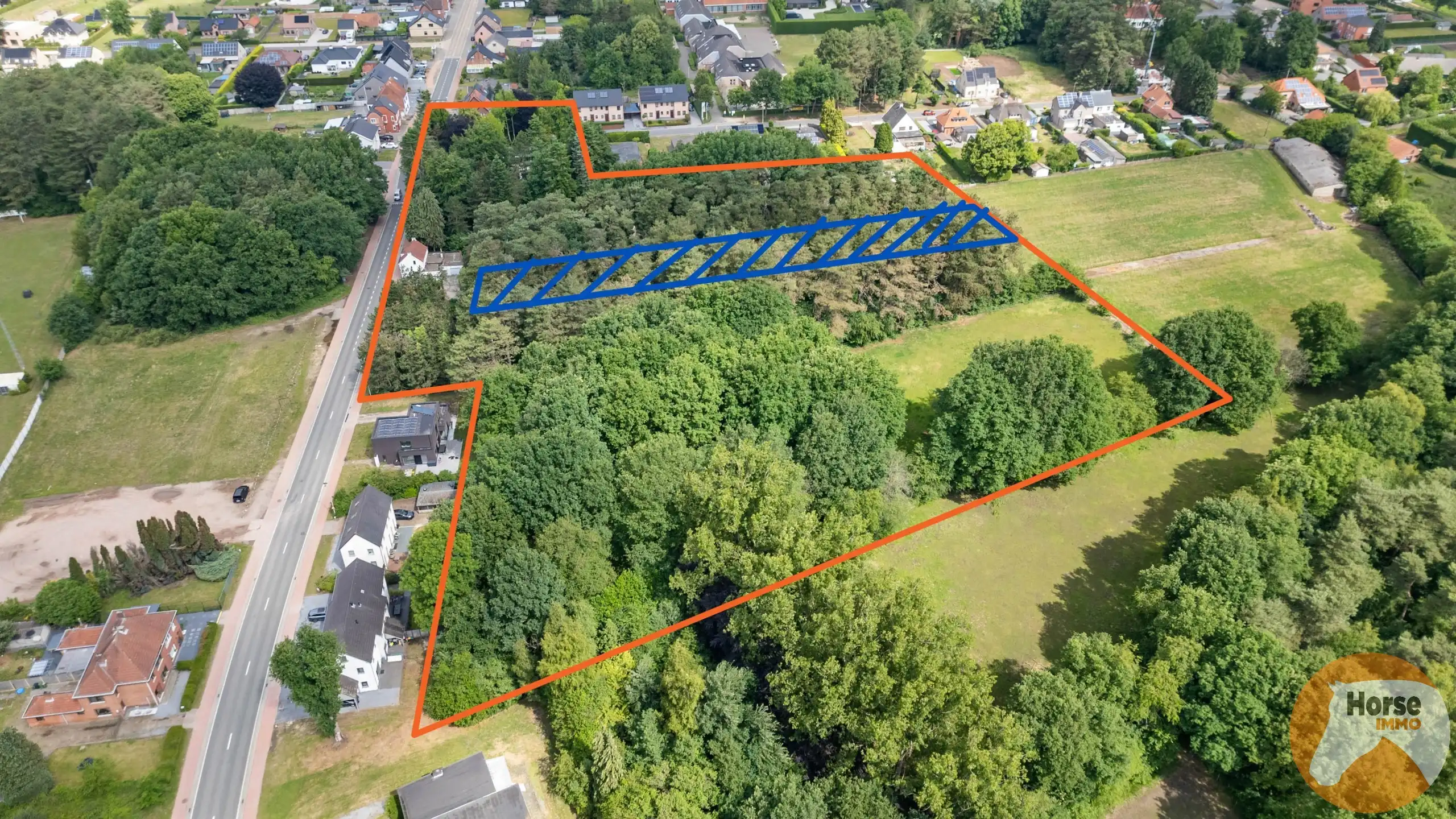 BERINGEN - Projectgrond foto {{pictureIndex}}