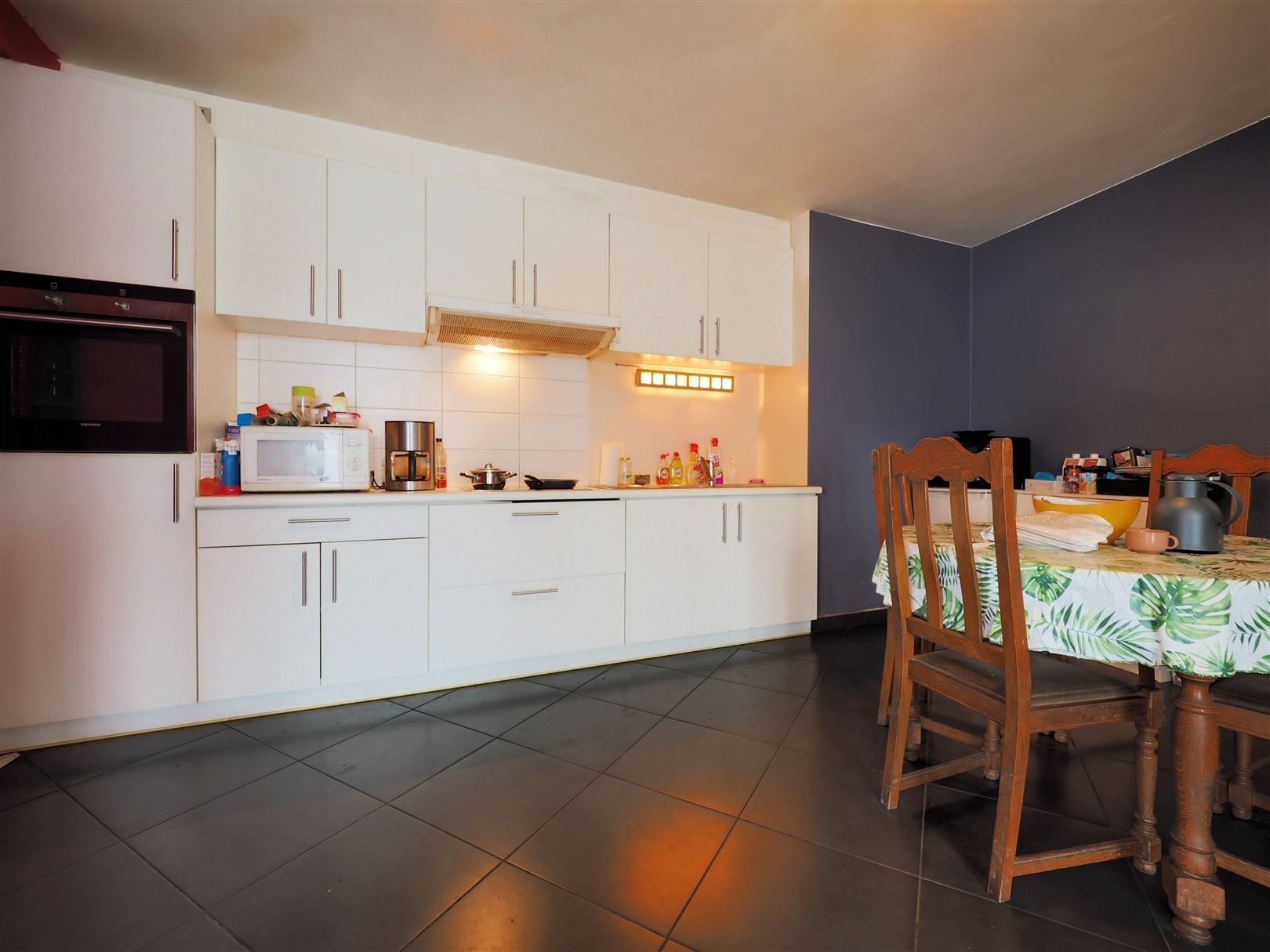Ruim gelijkvloers appartement met terras en garage te Sint-Amands  foto 6