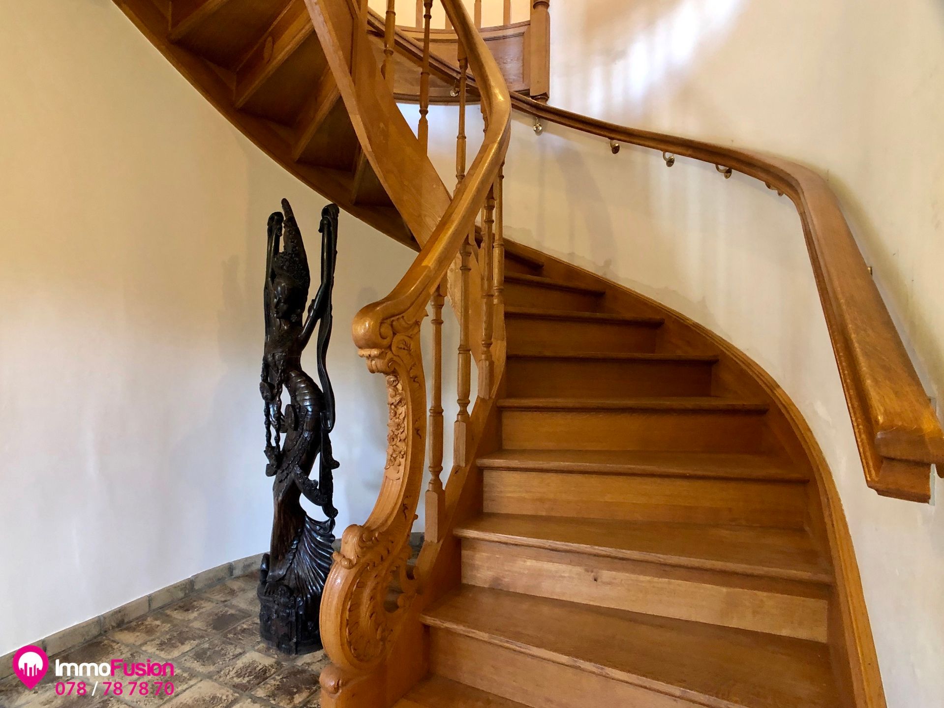 Unieke villa met bijgebouw, op ruim perceel van ca. 8.5 HA! foto 39