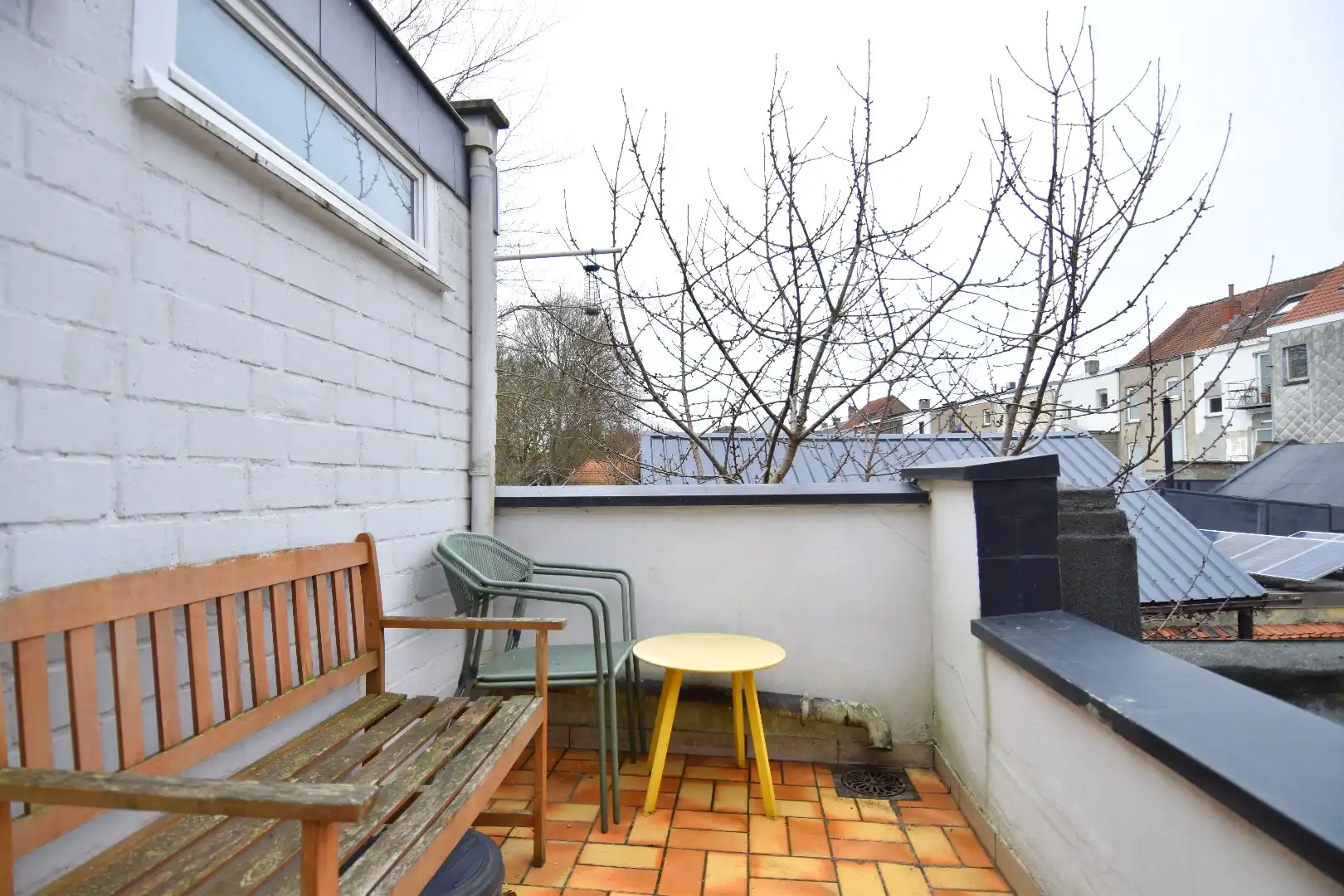 Charmante stadswoning met polyvalente ruimte (48,5 m²) en westgericht terras in hartje Kortrijk foto 3