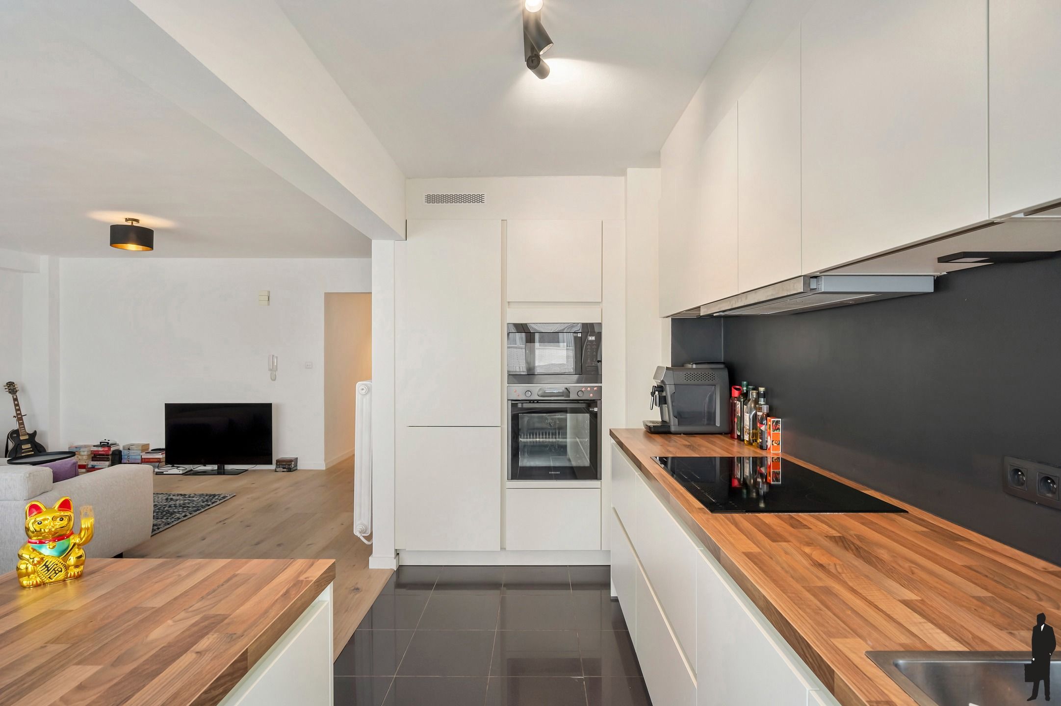 Prachtig, lichtrijk appartement met 3 slaapkamers. foto 6